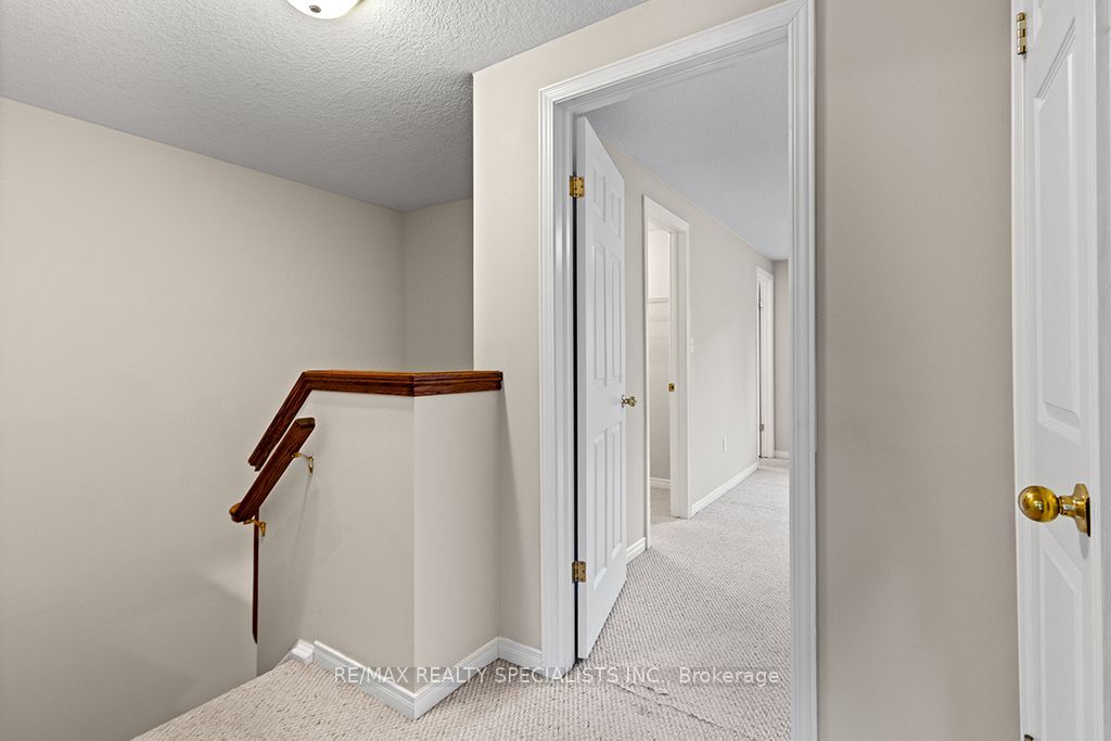292 Briarmeadow Drive Property Photo 17