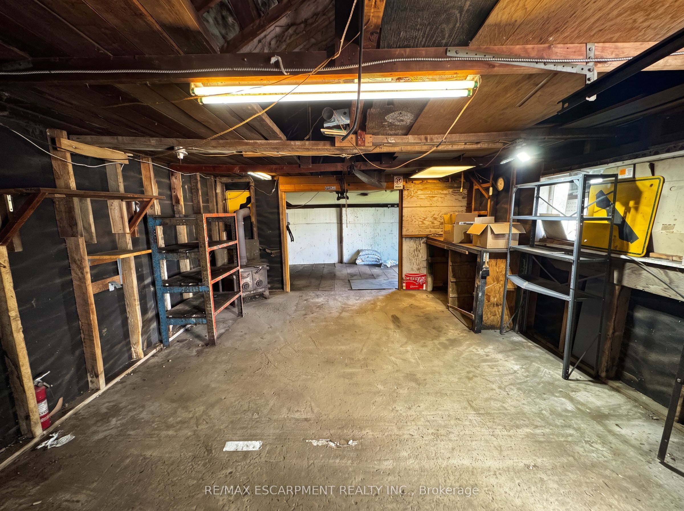 233 Talbot Street Property Photo 21