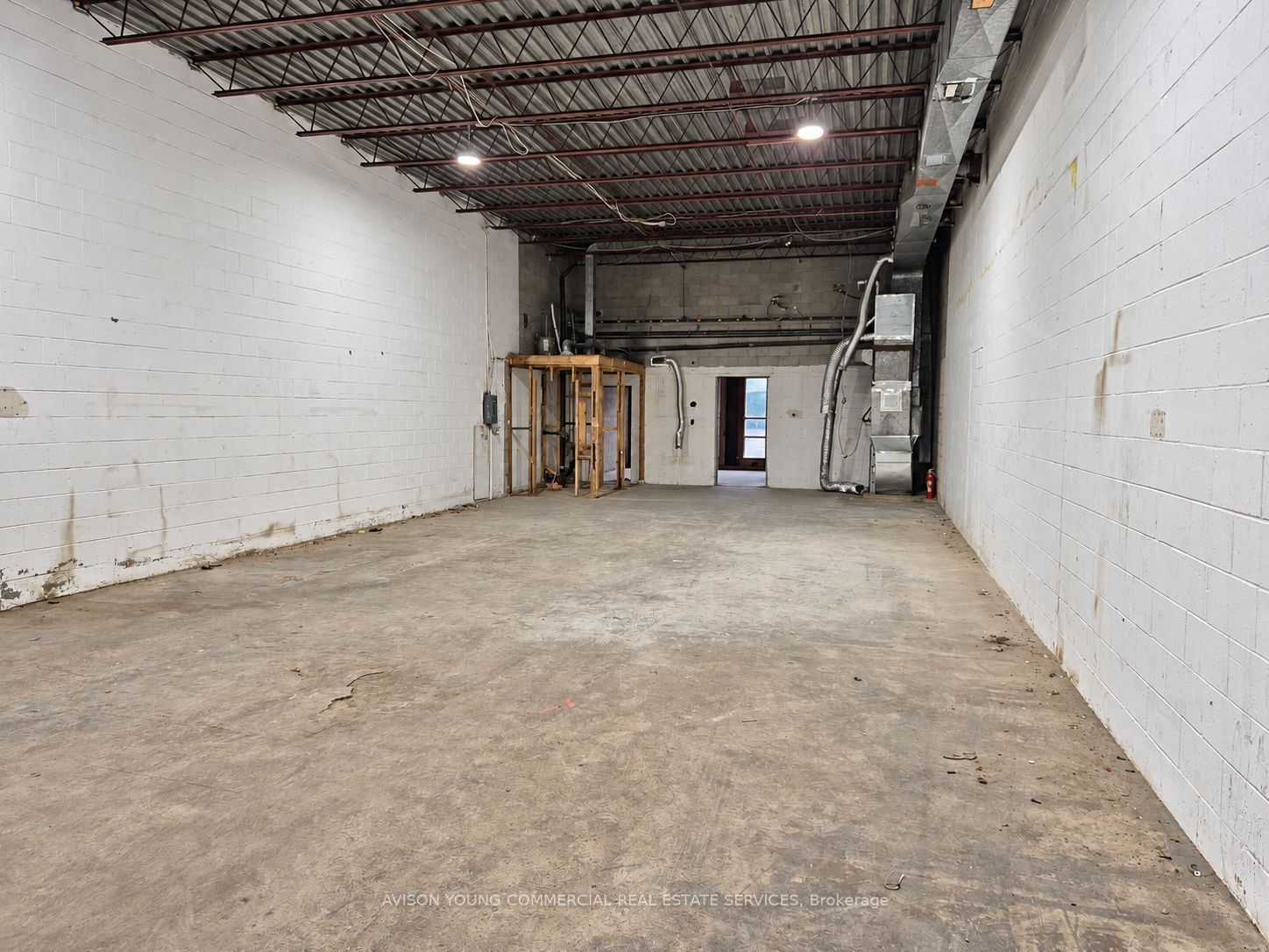 25 Capital Drive Property Photo 9