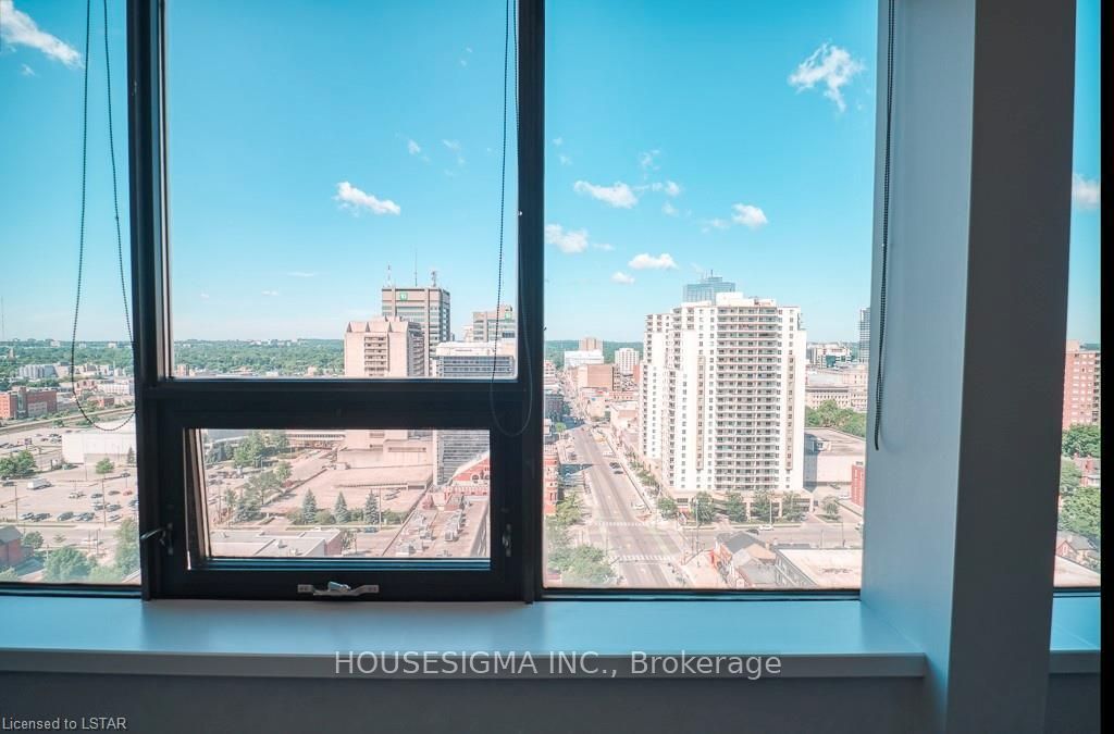389 Dundas Street 2206 Property Photo 12