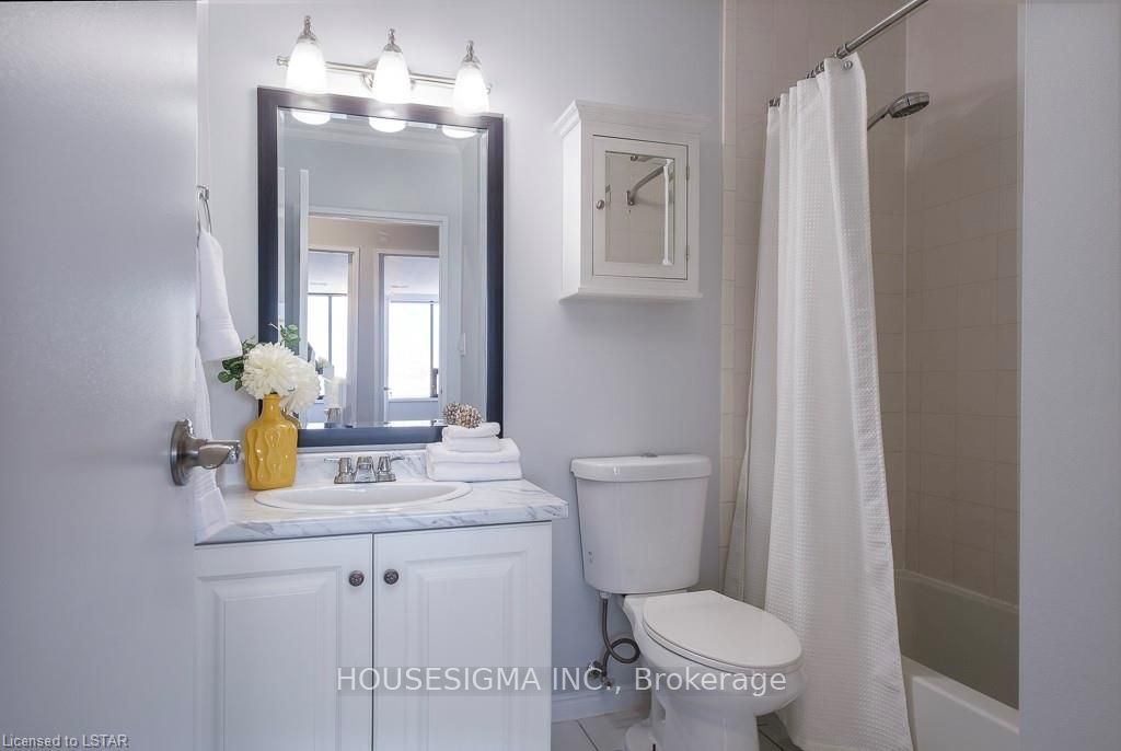 389 Dundas Street 2206 Property Photo 19