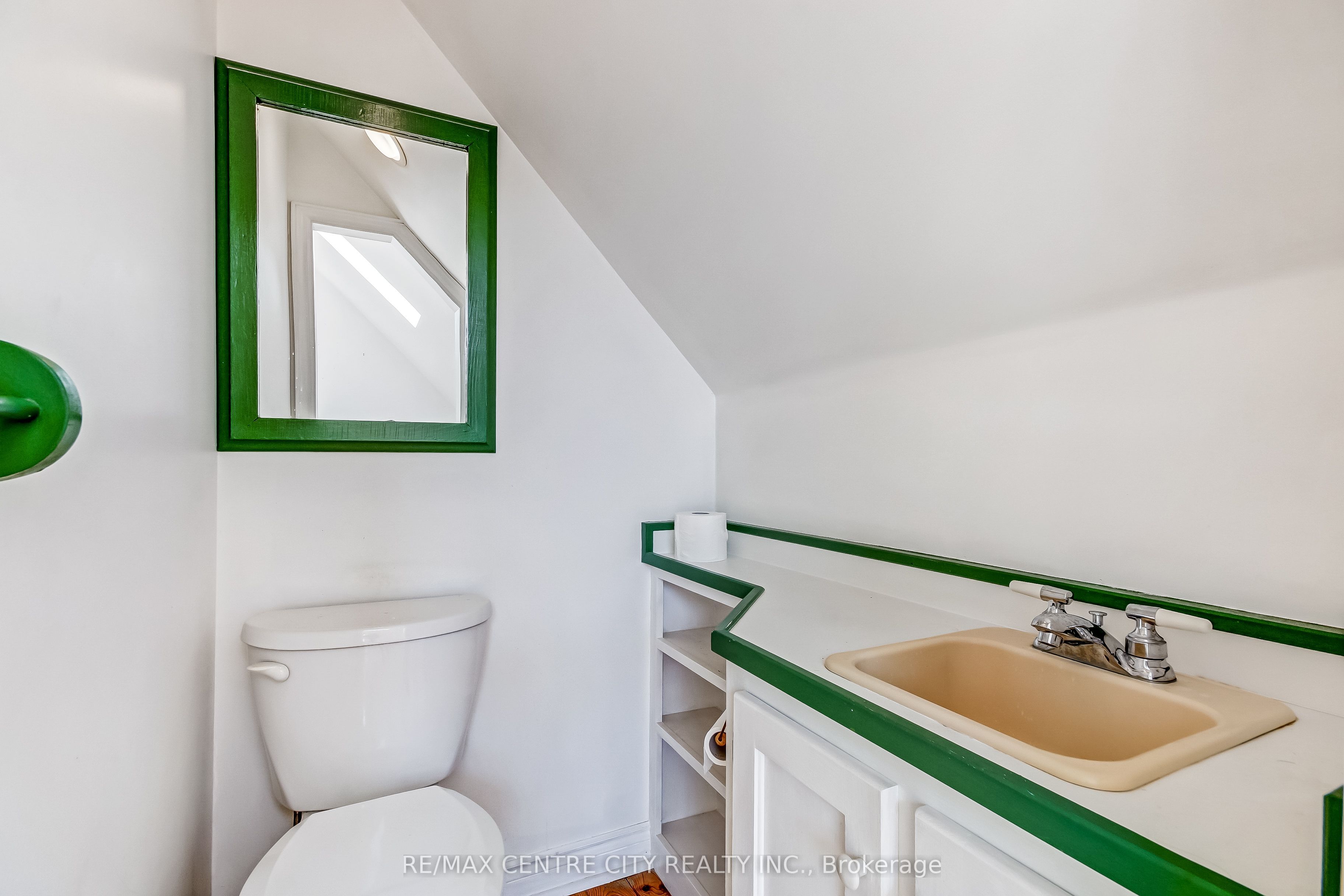 347 Fourth Street Property Photo 18