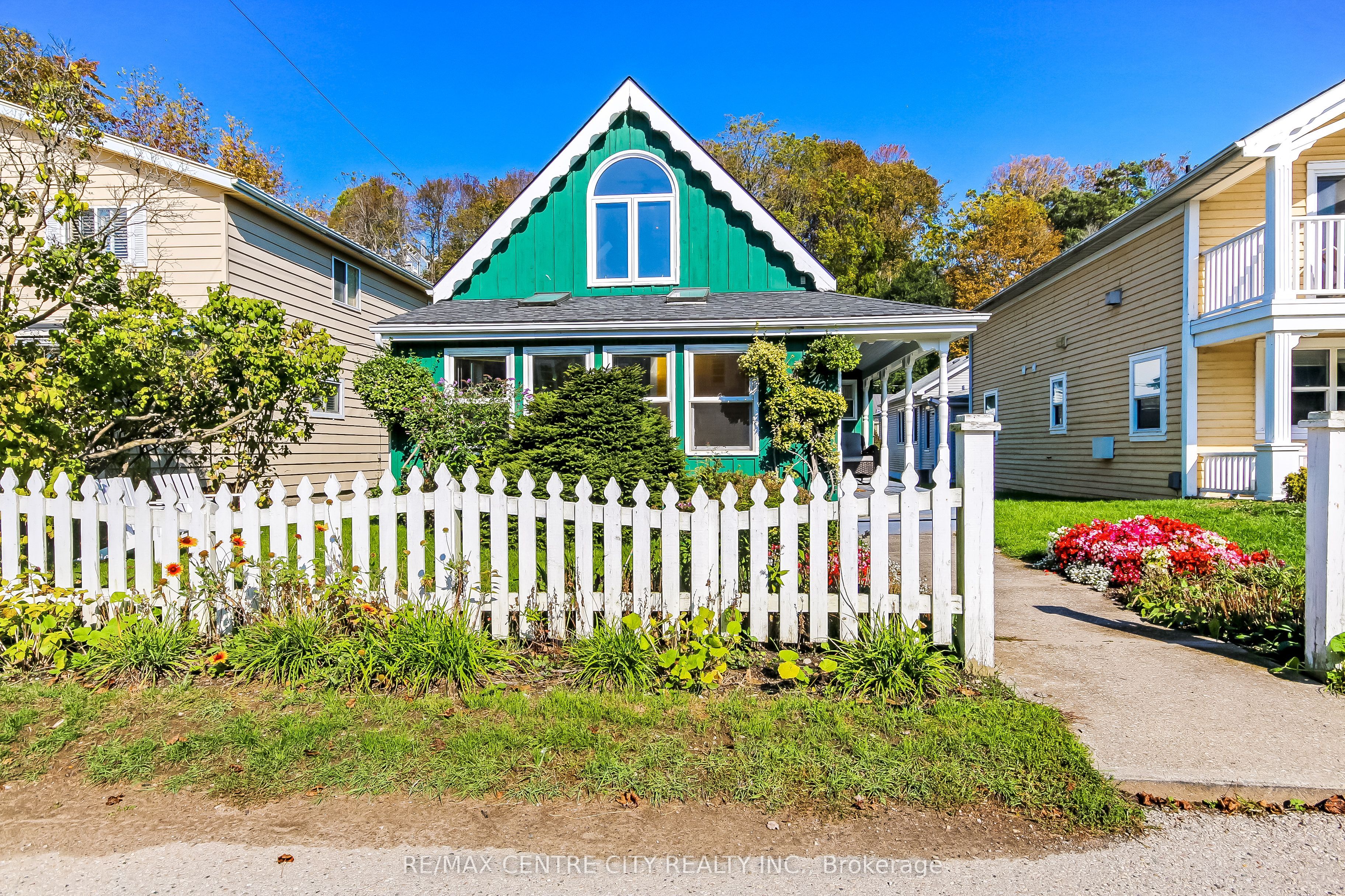 347 Fourth Street Property Photo 31