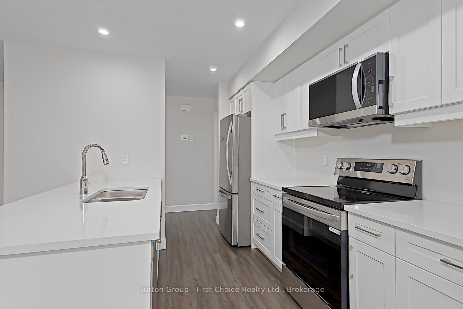 3202 Vivian Line Unit 2 Property Photo 8