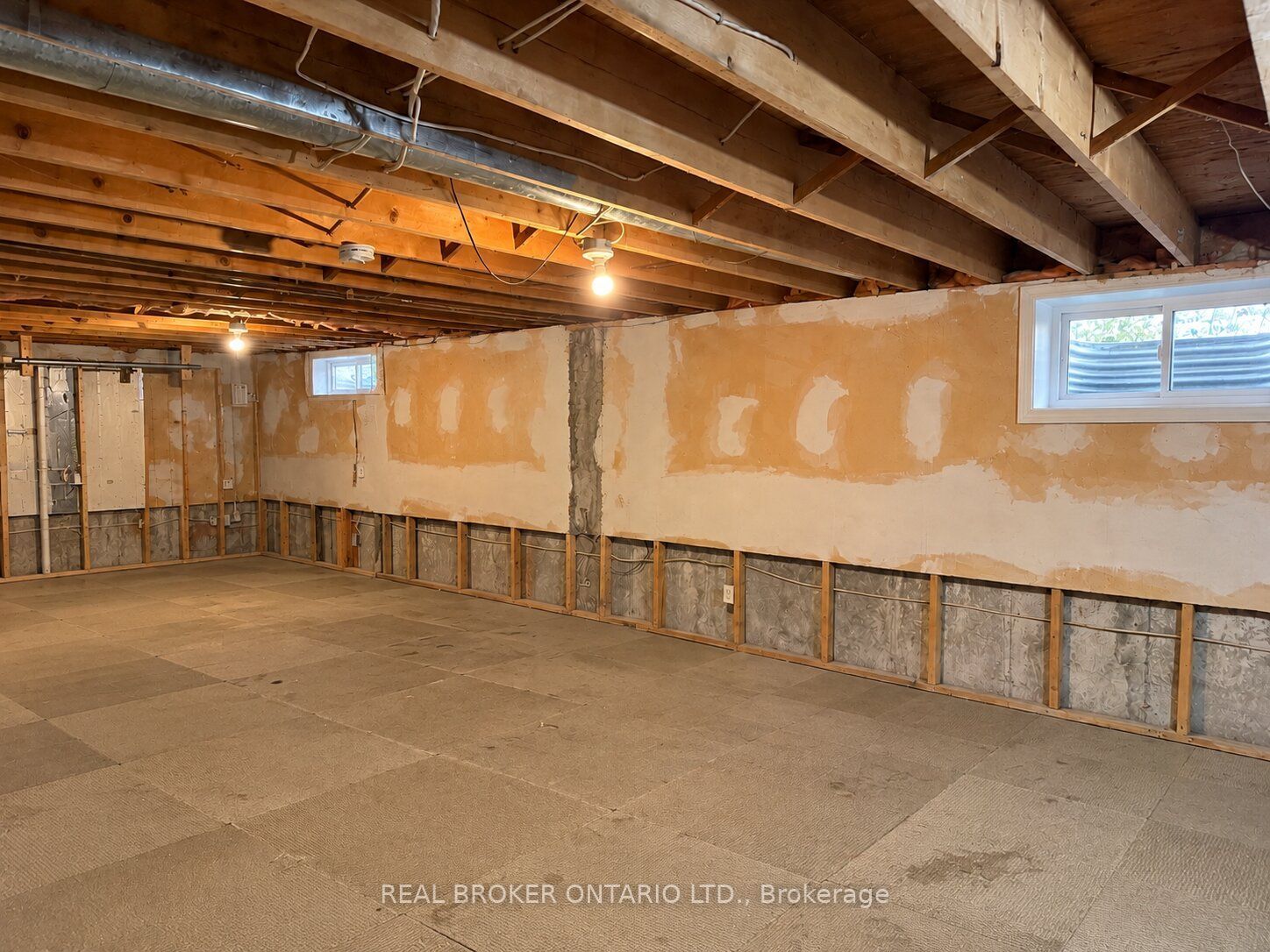 4999 Tufford Road N Property Photo 16