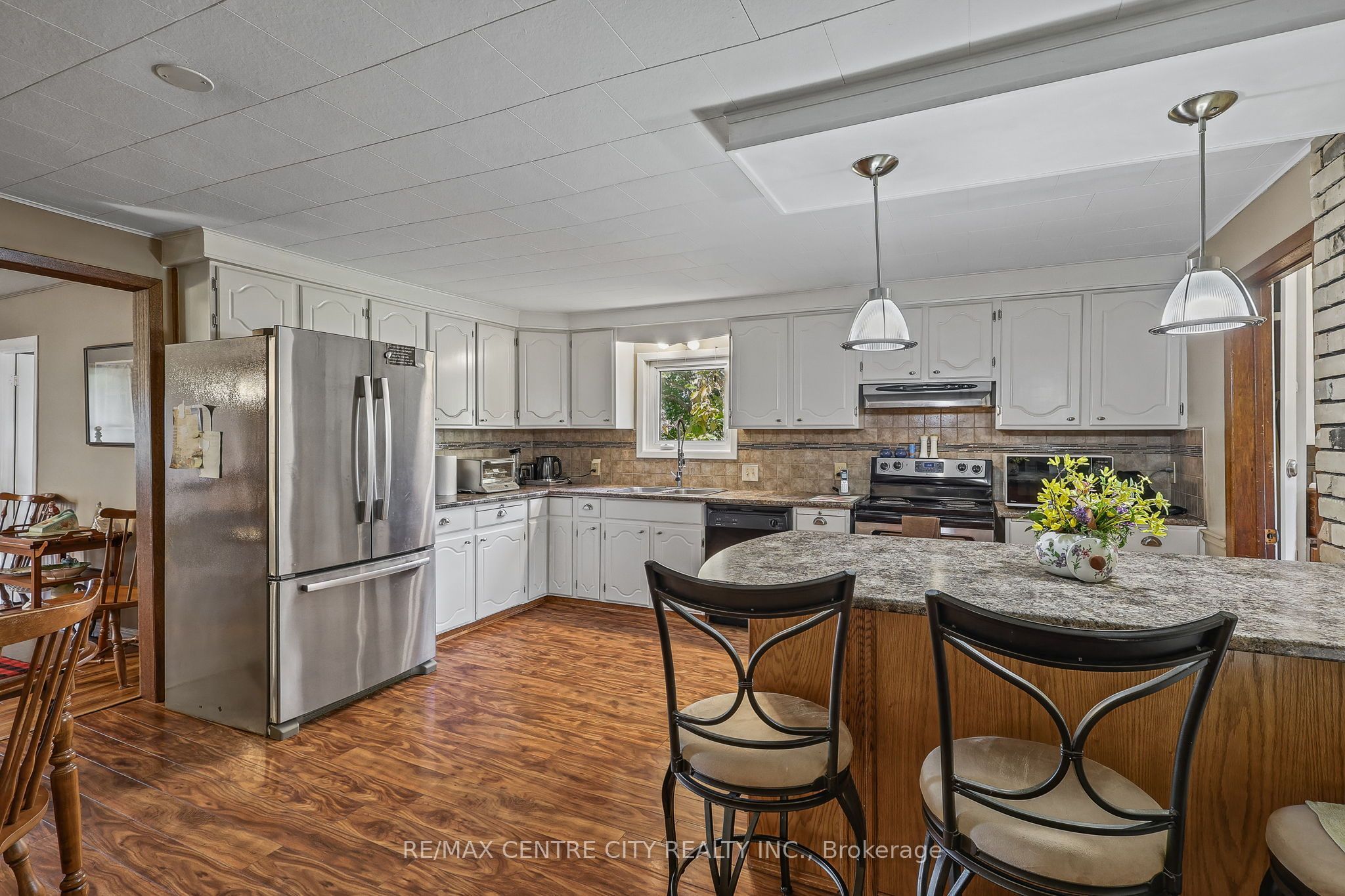9200 Springwater Road Property Photo 10
