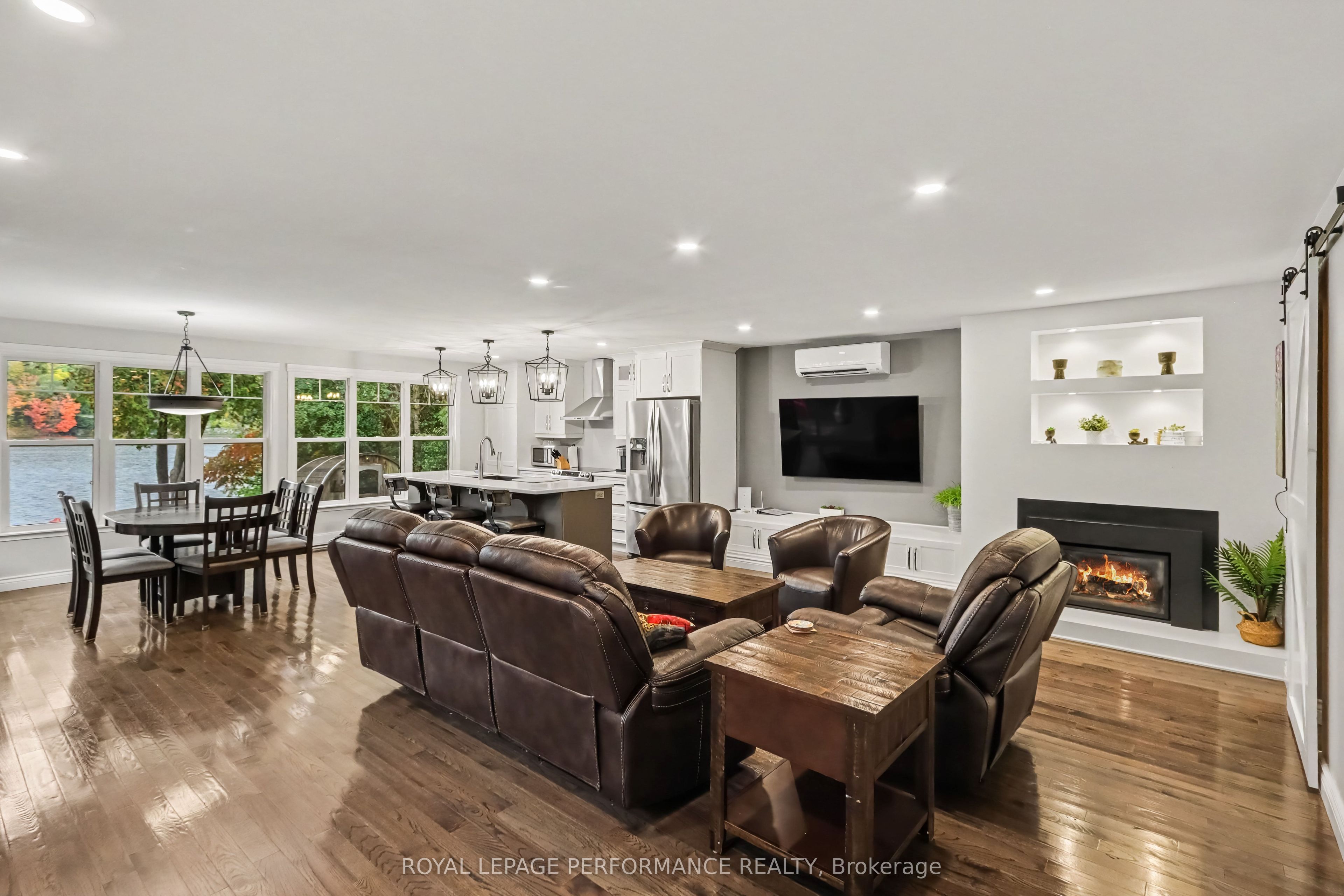 36 Kerry Forest Drive Property Photo 6