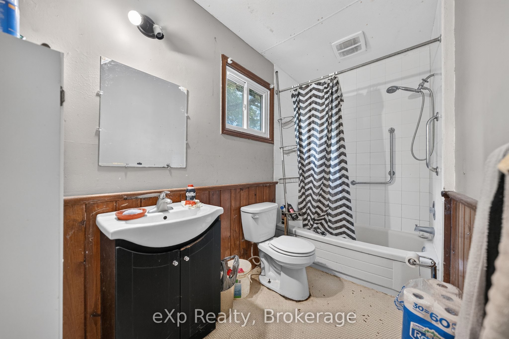 126 Chatham Street Property Photo 8