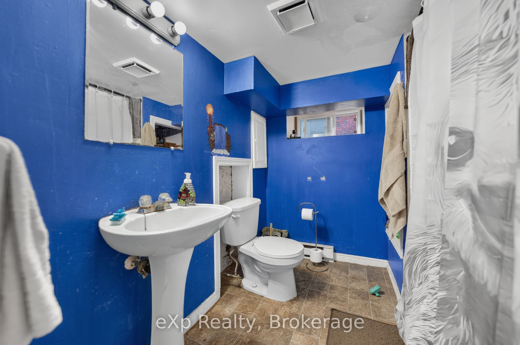 126 Chatham Street Property Photo 23