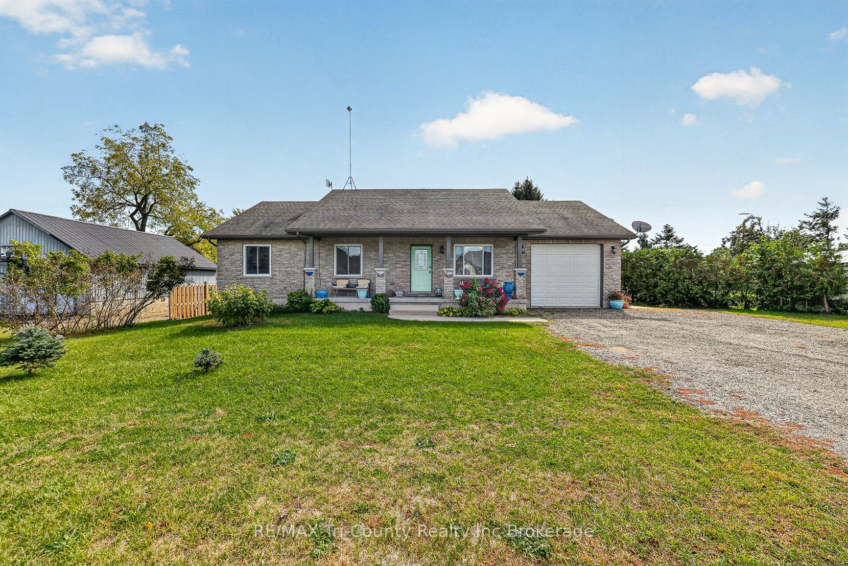 342 Glen Meyer Road Property Photo 3