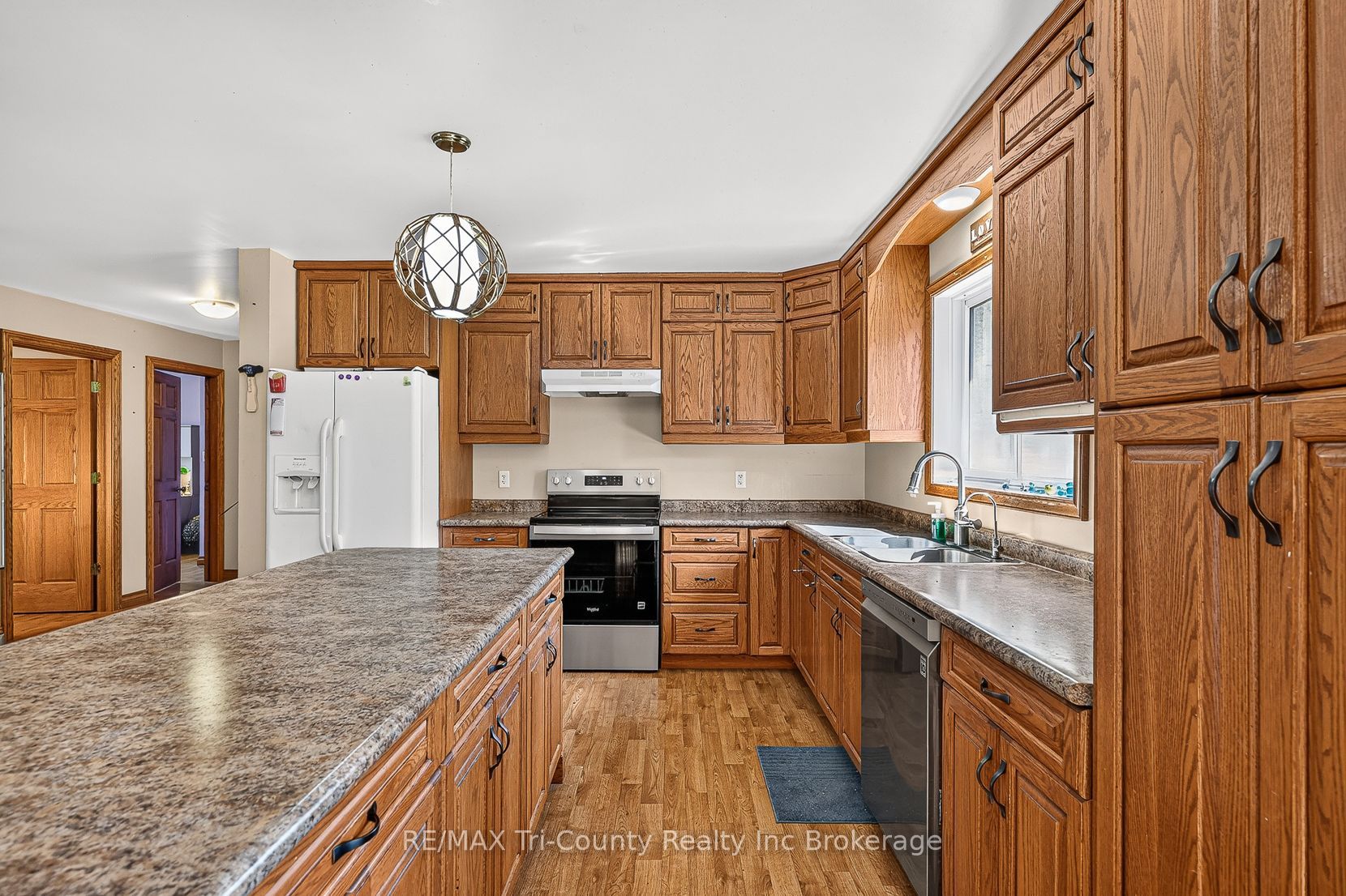 342 Glen Meyer Road Property Photo 11