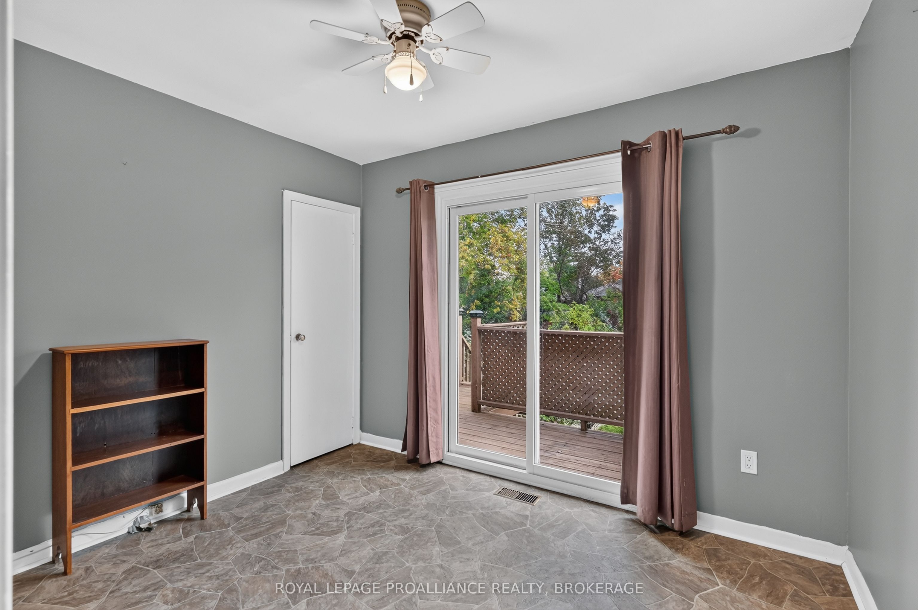 39 Fairfield Boulevard Property Photo 14