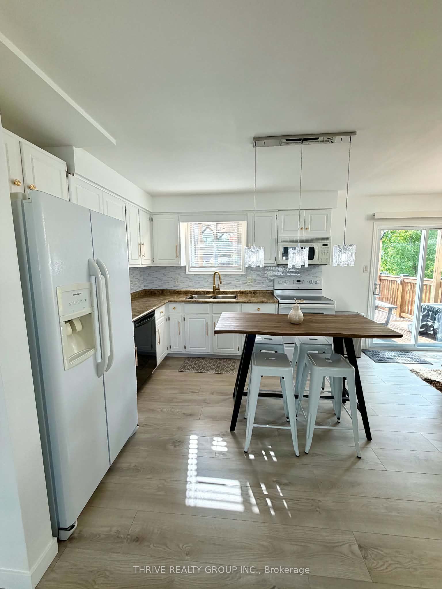 182 Elizabeth Street Property Photo 3