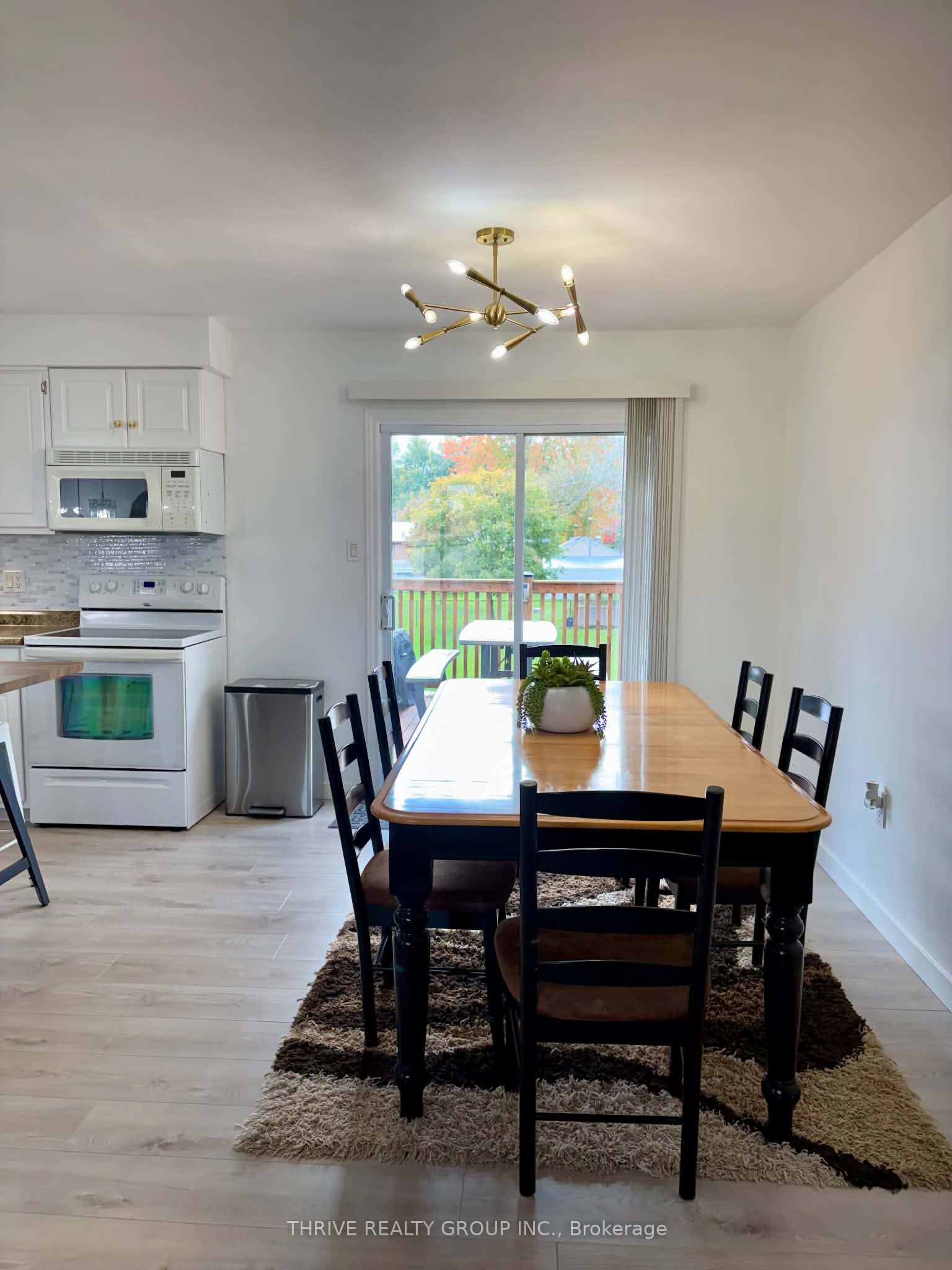 182 Elizabeth Street Property Photo 4