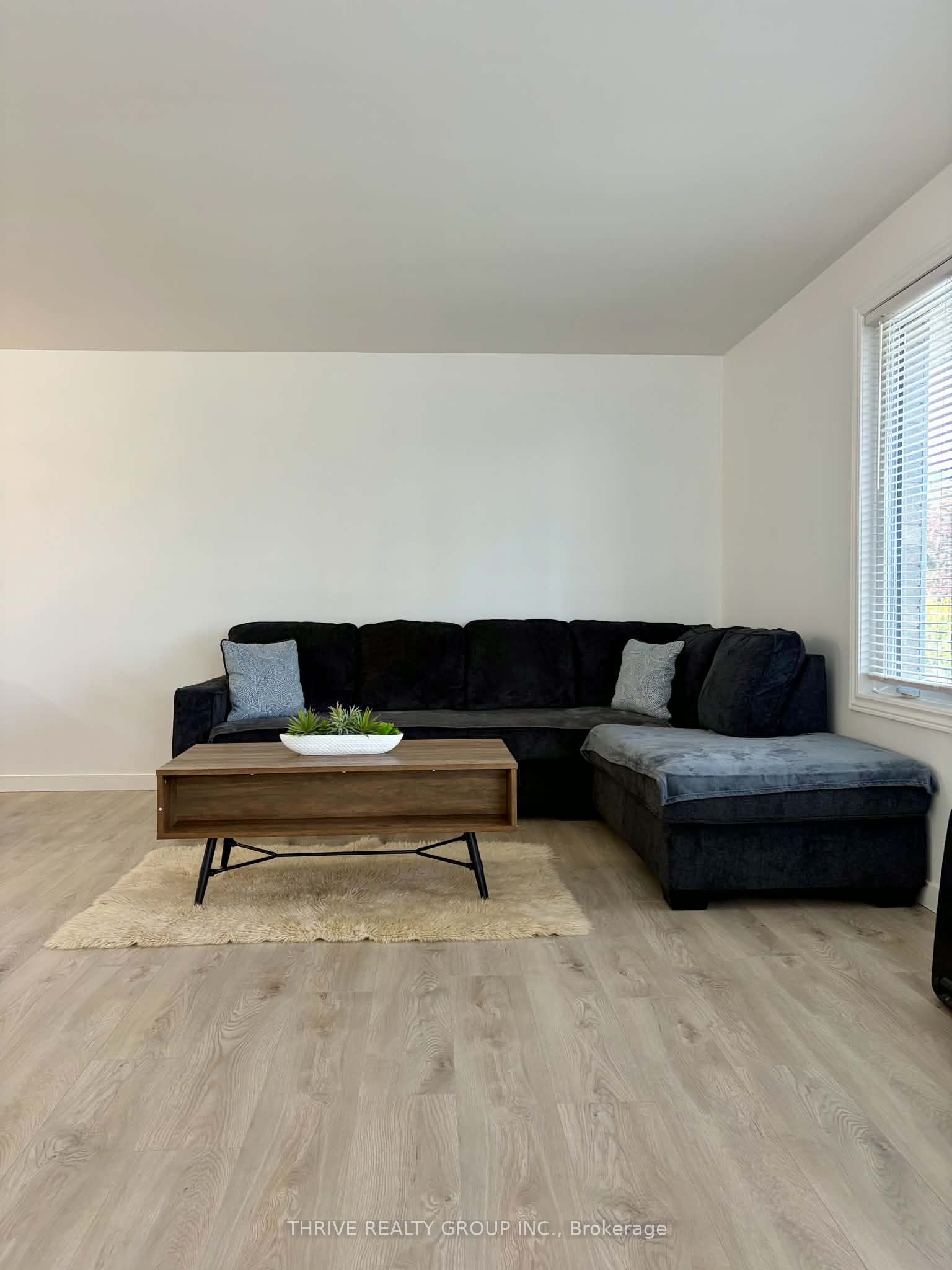 182 Elizabeth Street Property Photo 8
