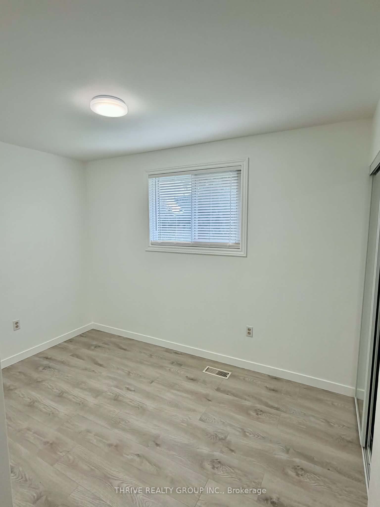 182 Elizabeth Street Property Photo 11