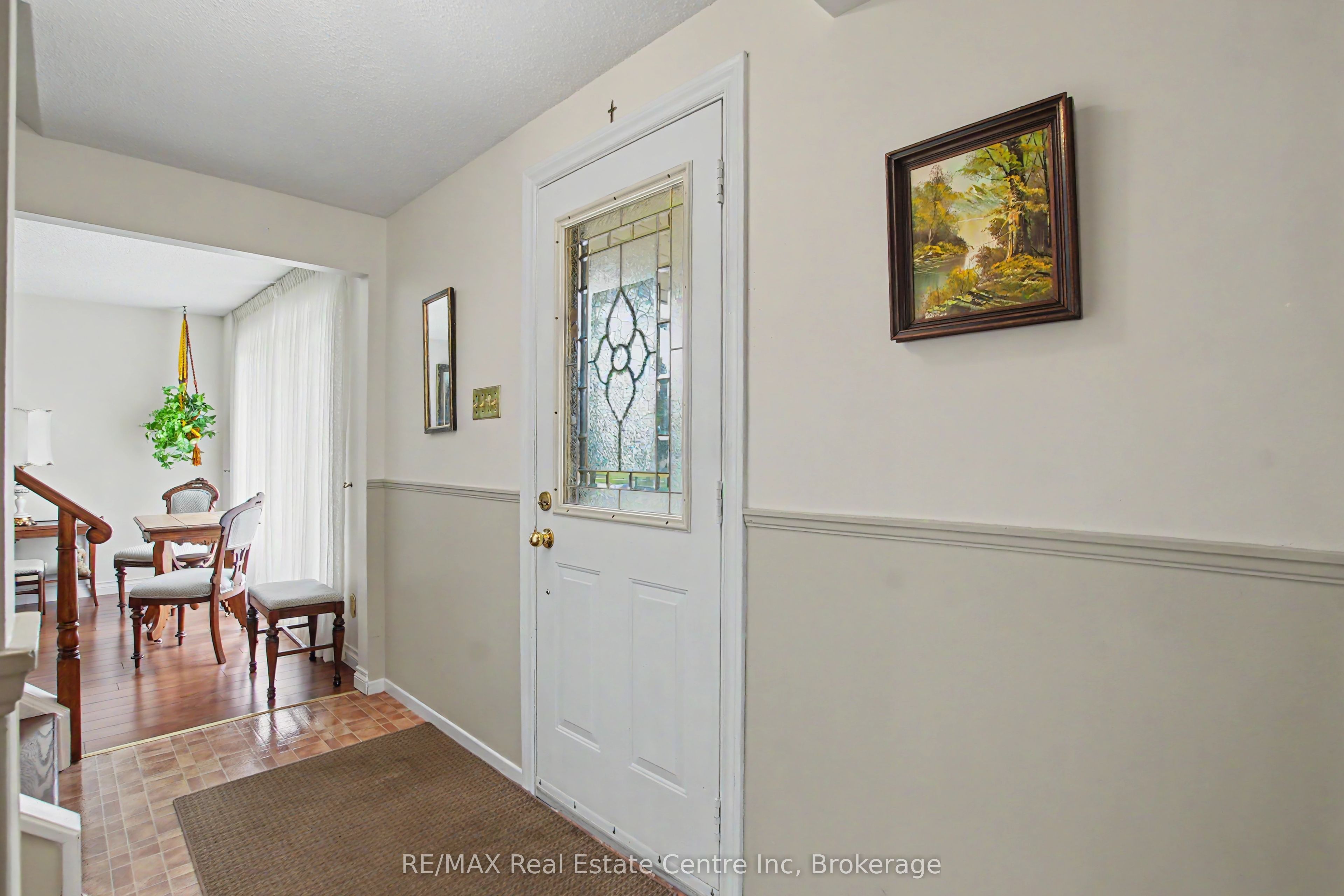 78 Rolling Meadows Drive Property Photo 4