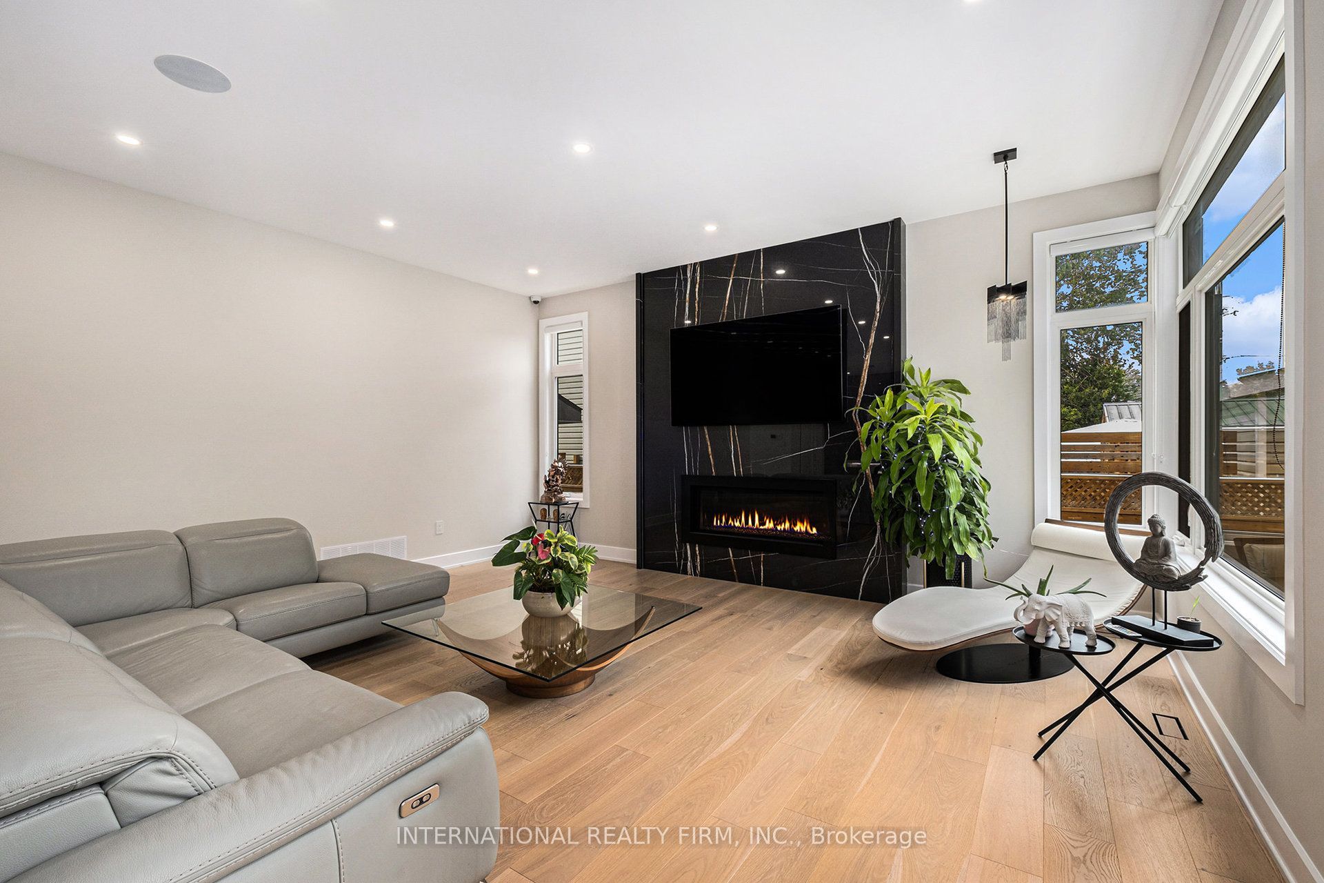 79 Boyce Avenue Property Photo 7