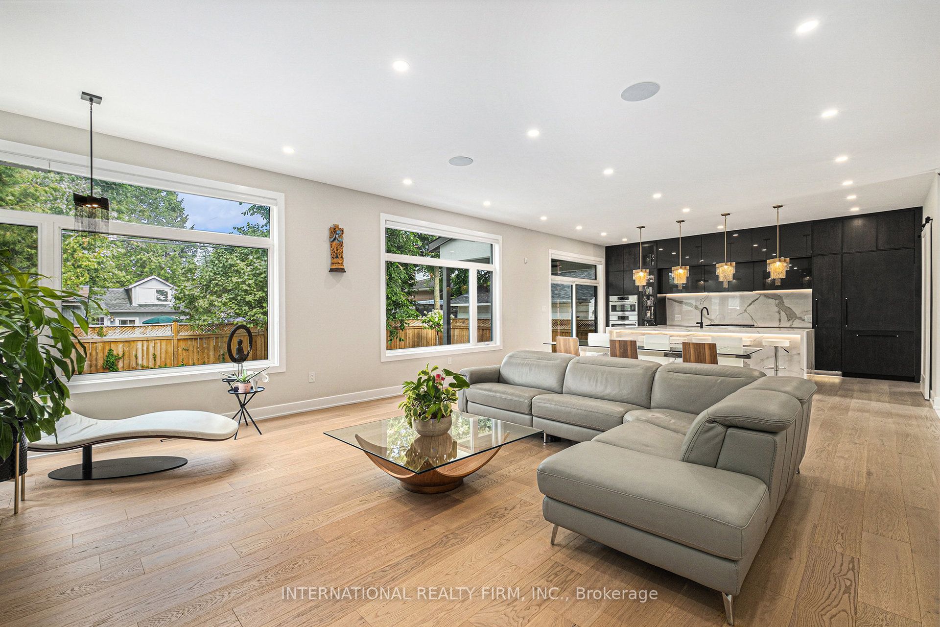 79 Boyce Avenue Property Photo 8