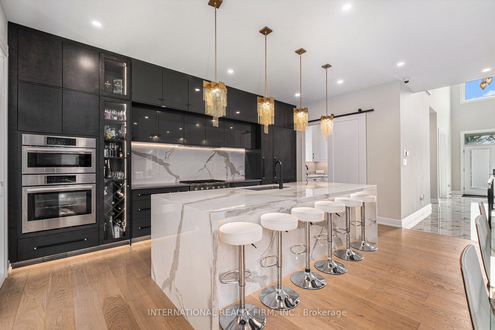 79 Boyce Avenue Property Photo 11