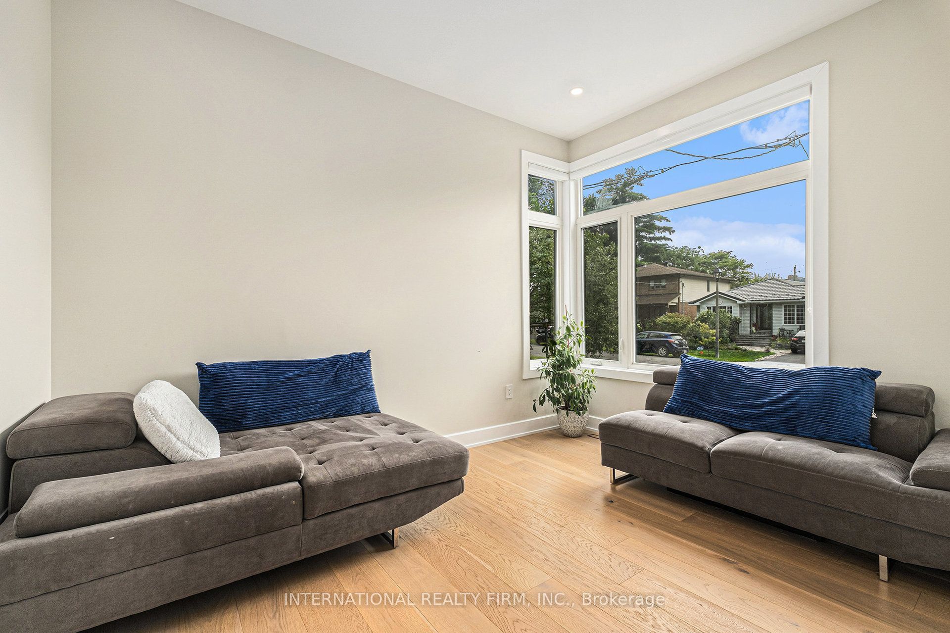79 Boyce Avenue Property Photo 16