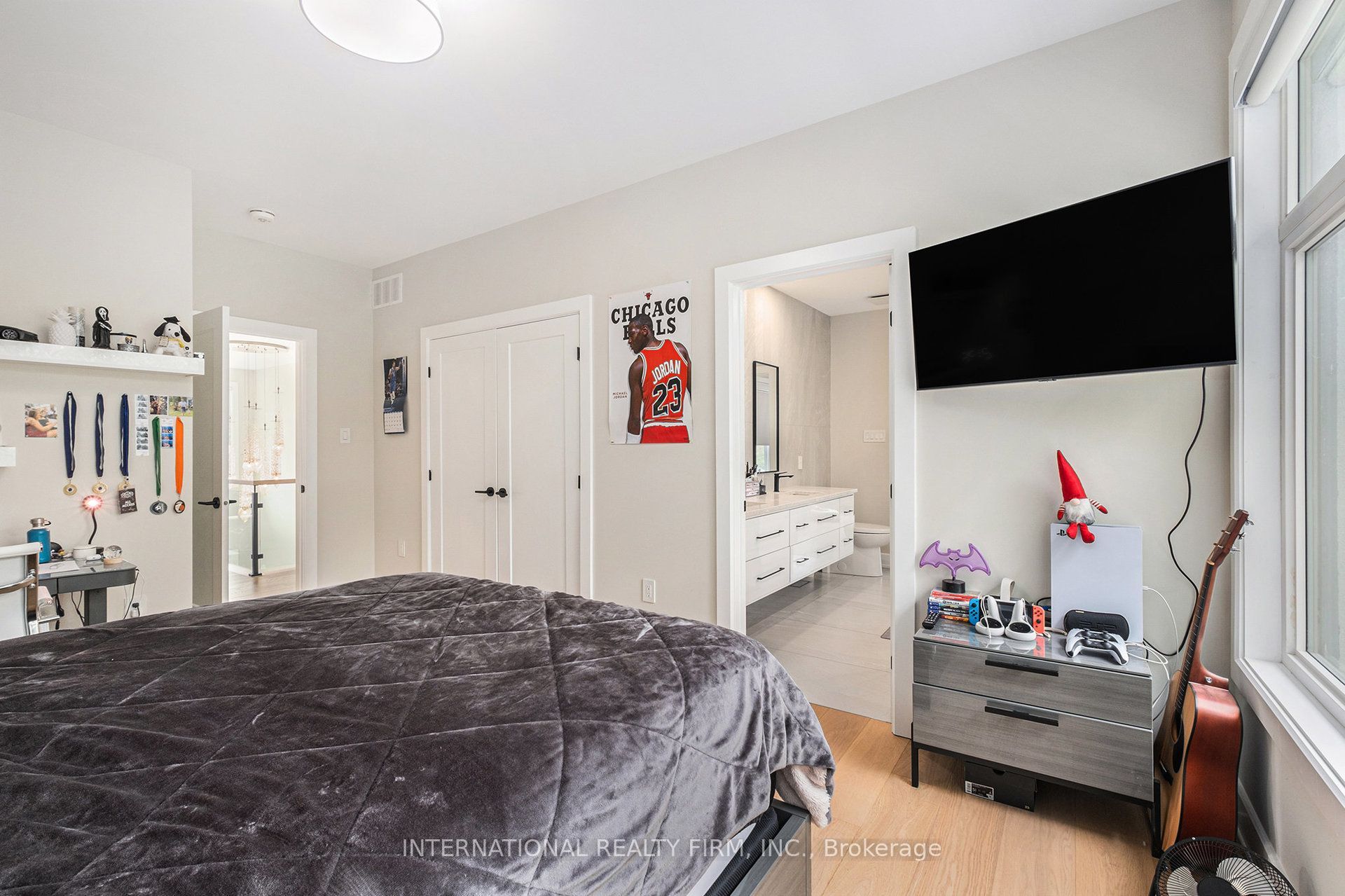 79 Boyce Avenue Property Photo 24