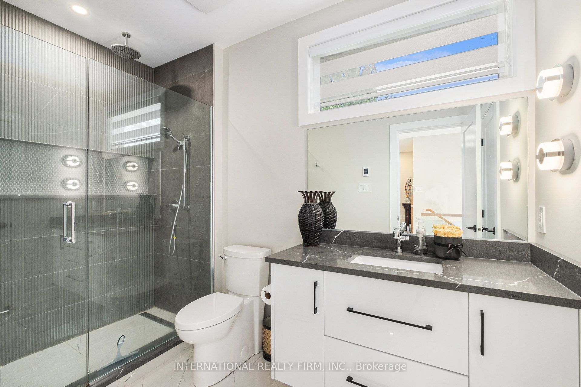 79 Boyce Avenue Property Photo 28