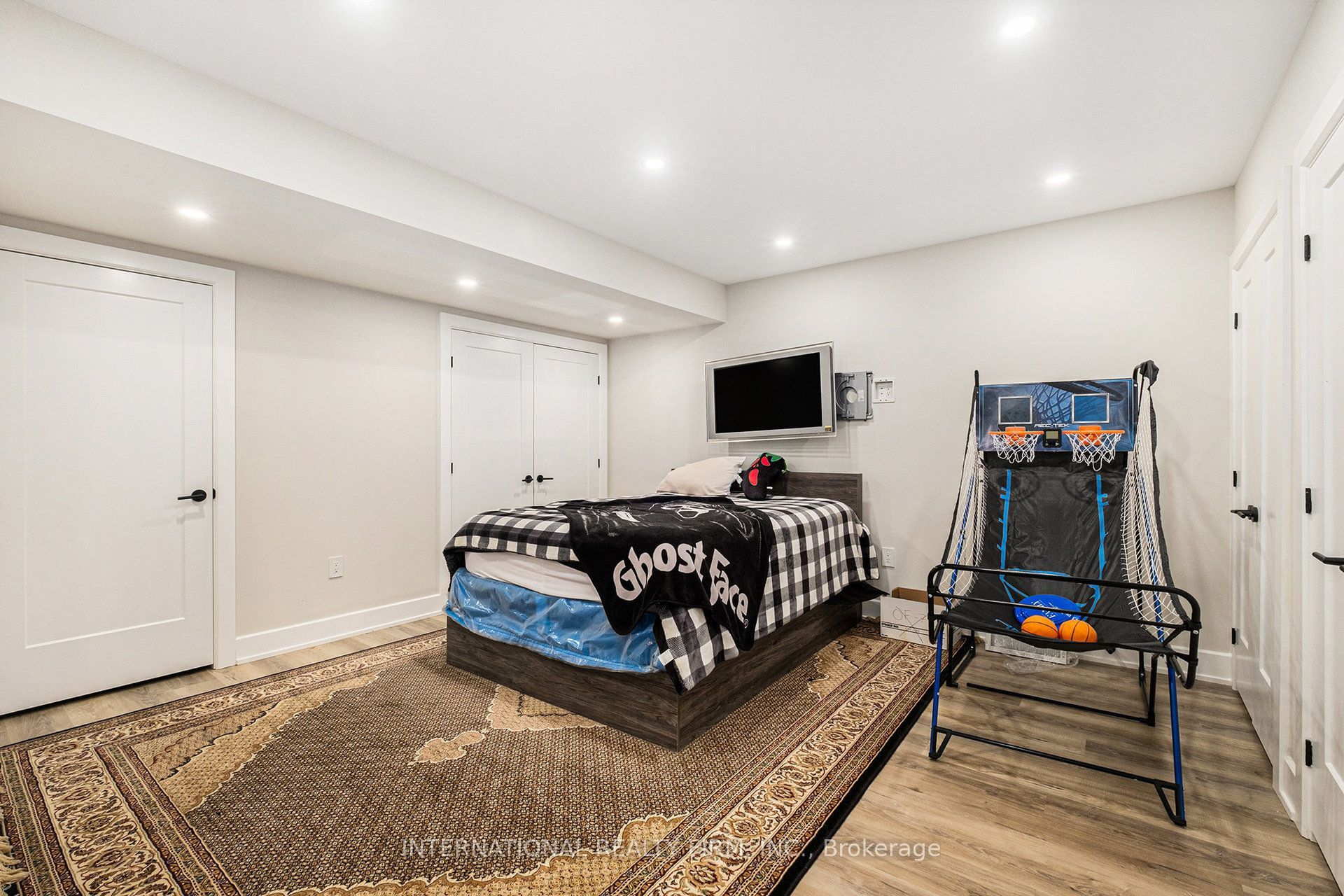 79 Boyce Avenue Property Photo 29