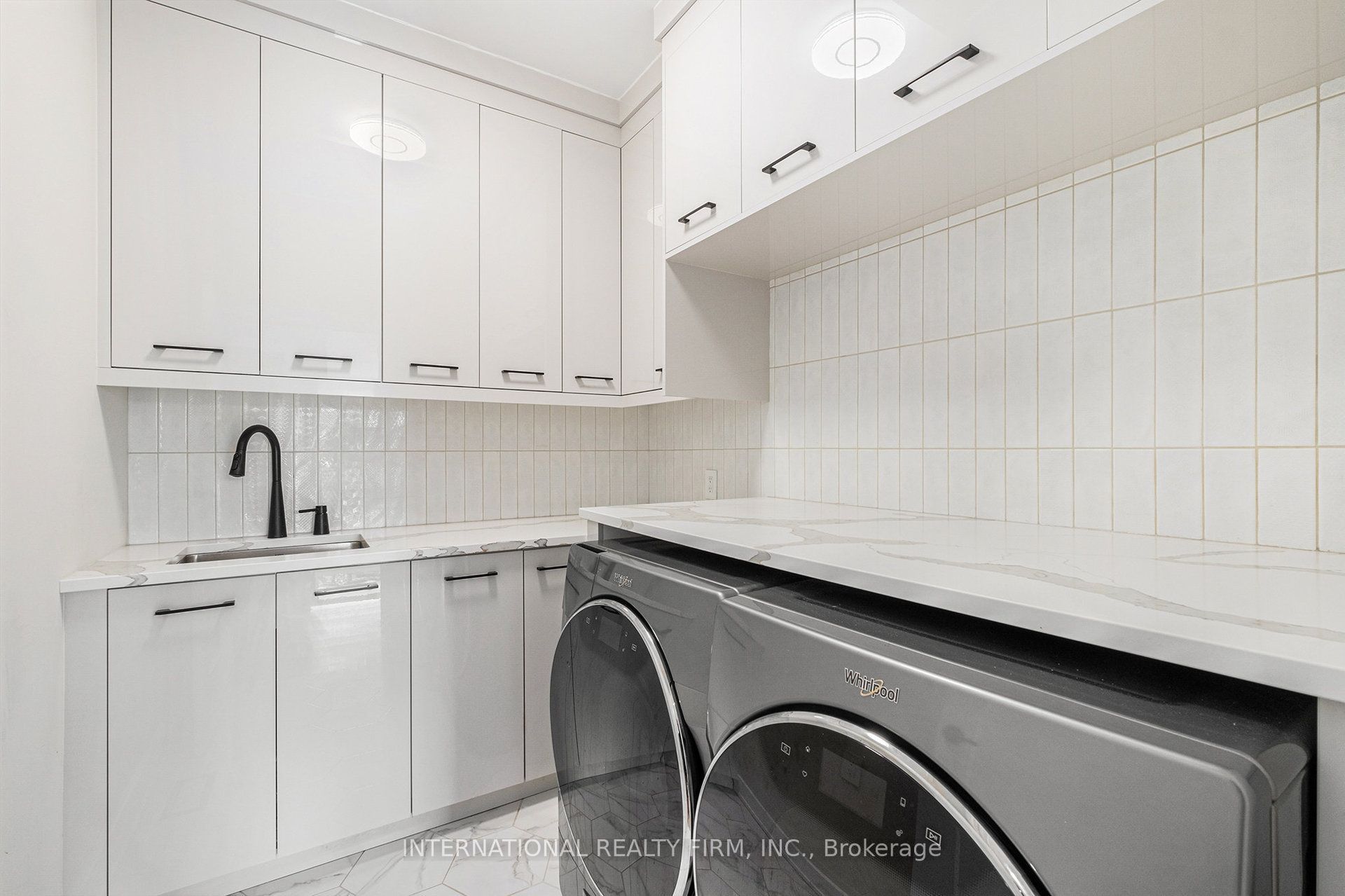 79 Boyce Avenue Property Photo 31