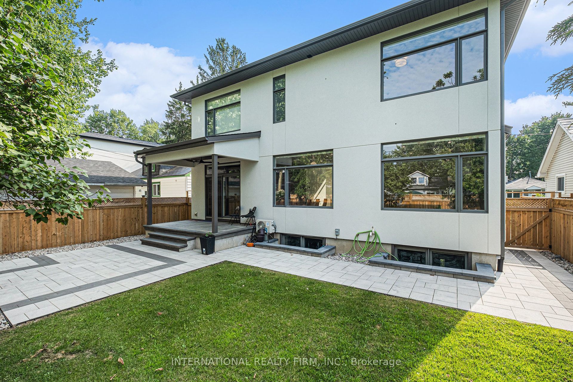 79 Boyce Avenue Property Photo 34
