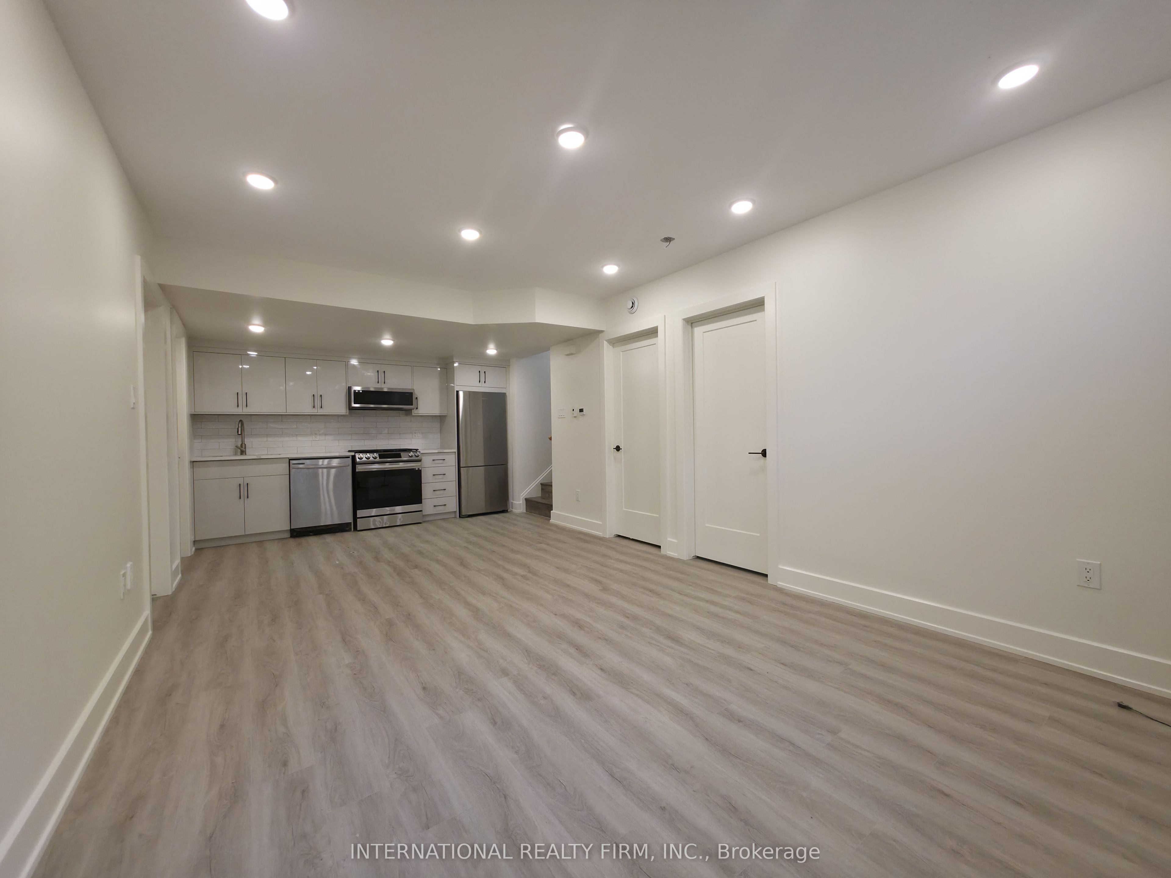 79 Boyce Avenue Property Photo 41