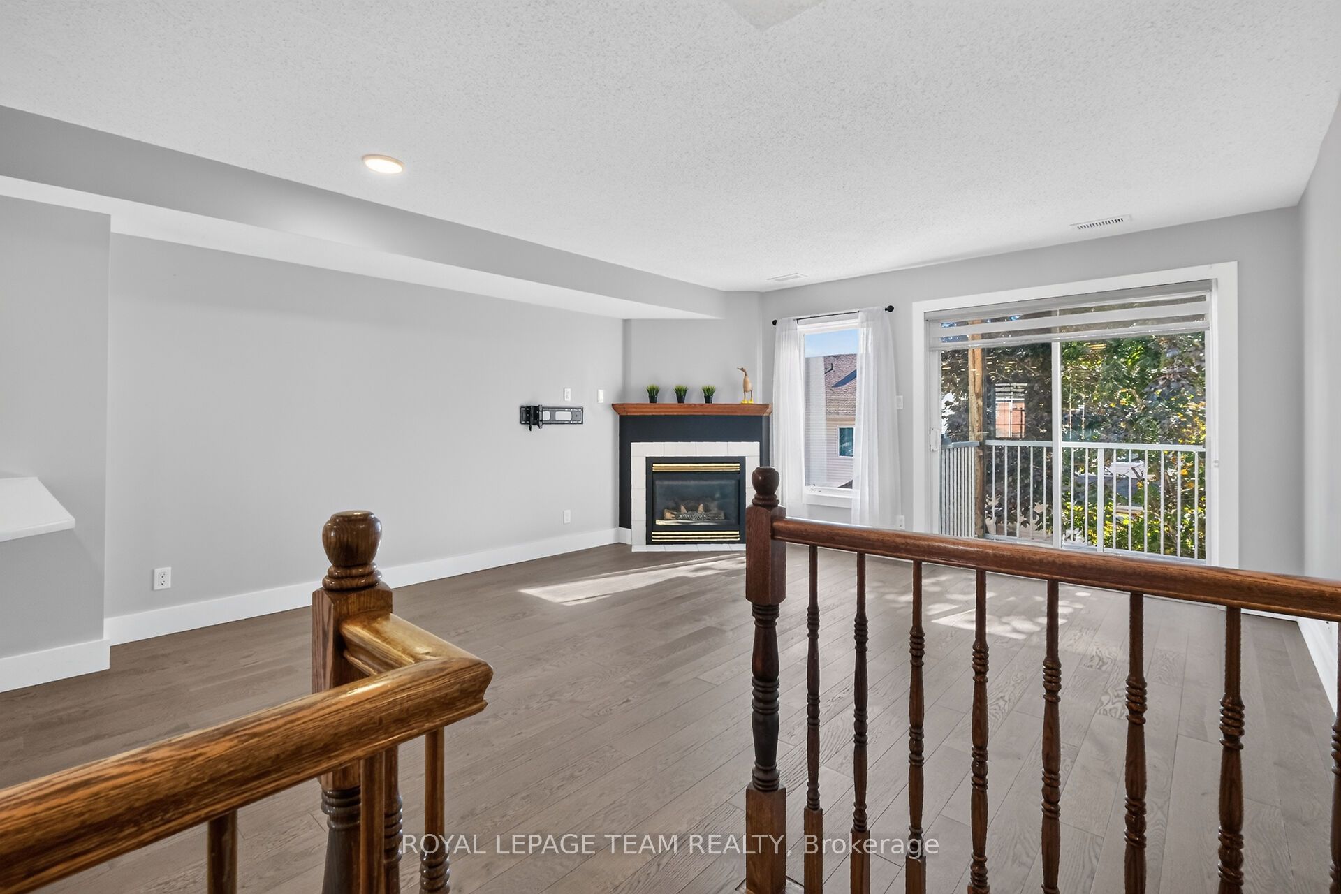 4482 Harper Avenue Property Photo 6