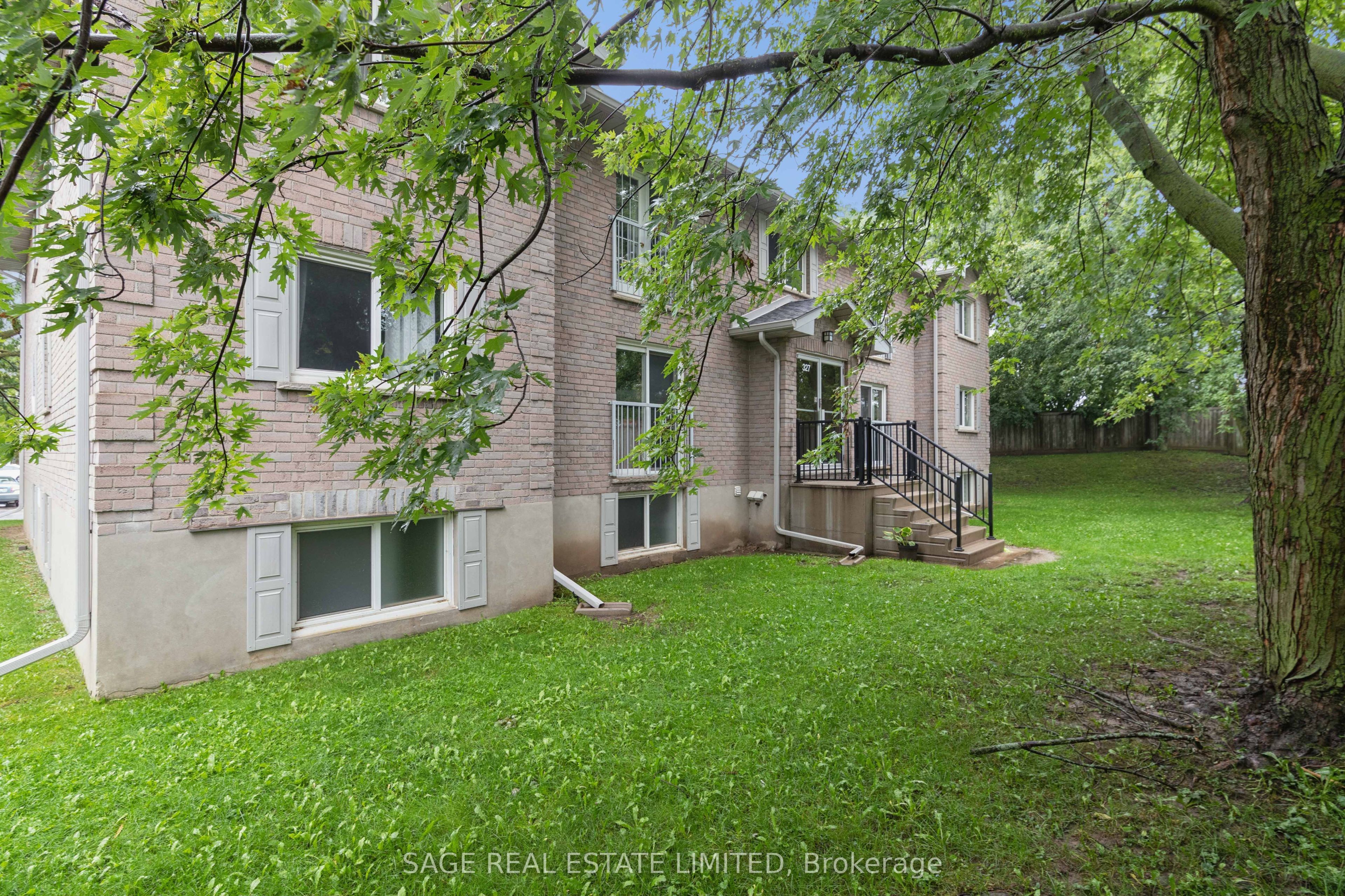 327 Northlake Drive 10 Property Photo 3