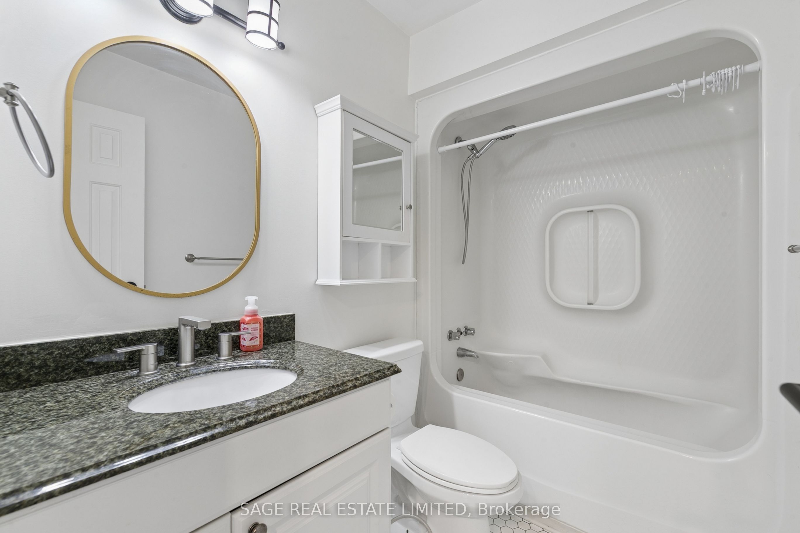 327 Northlake Drive 10 Property Photo 15