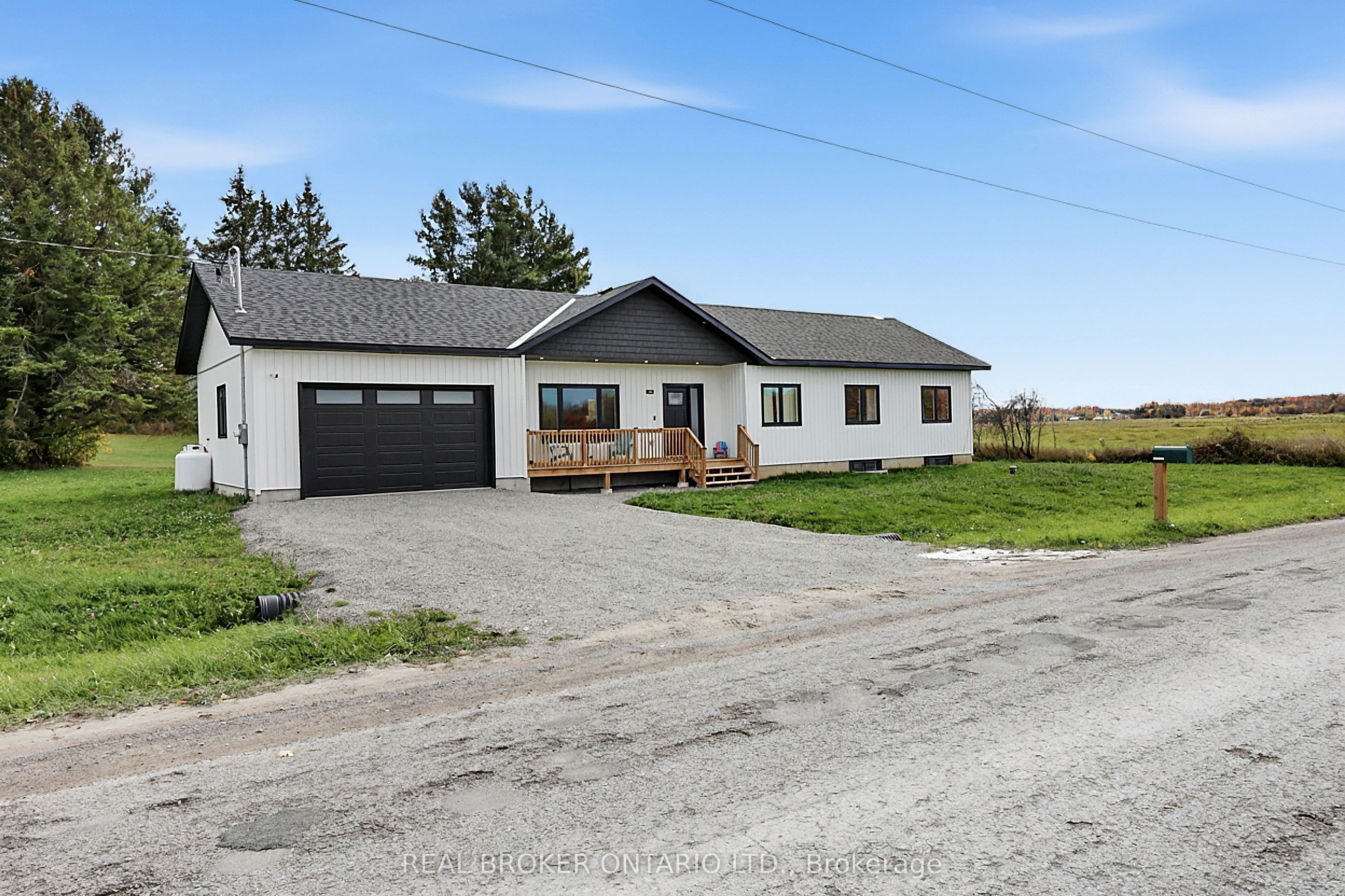 122 Day Drive Property Photo 1