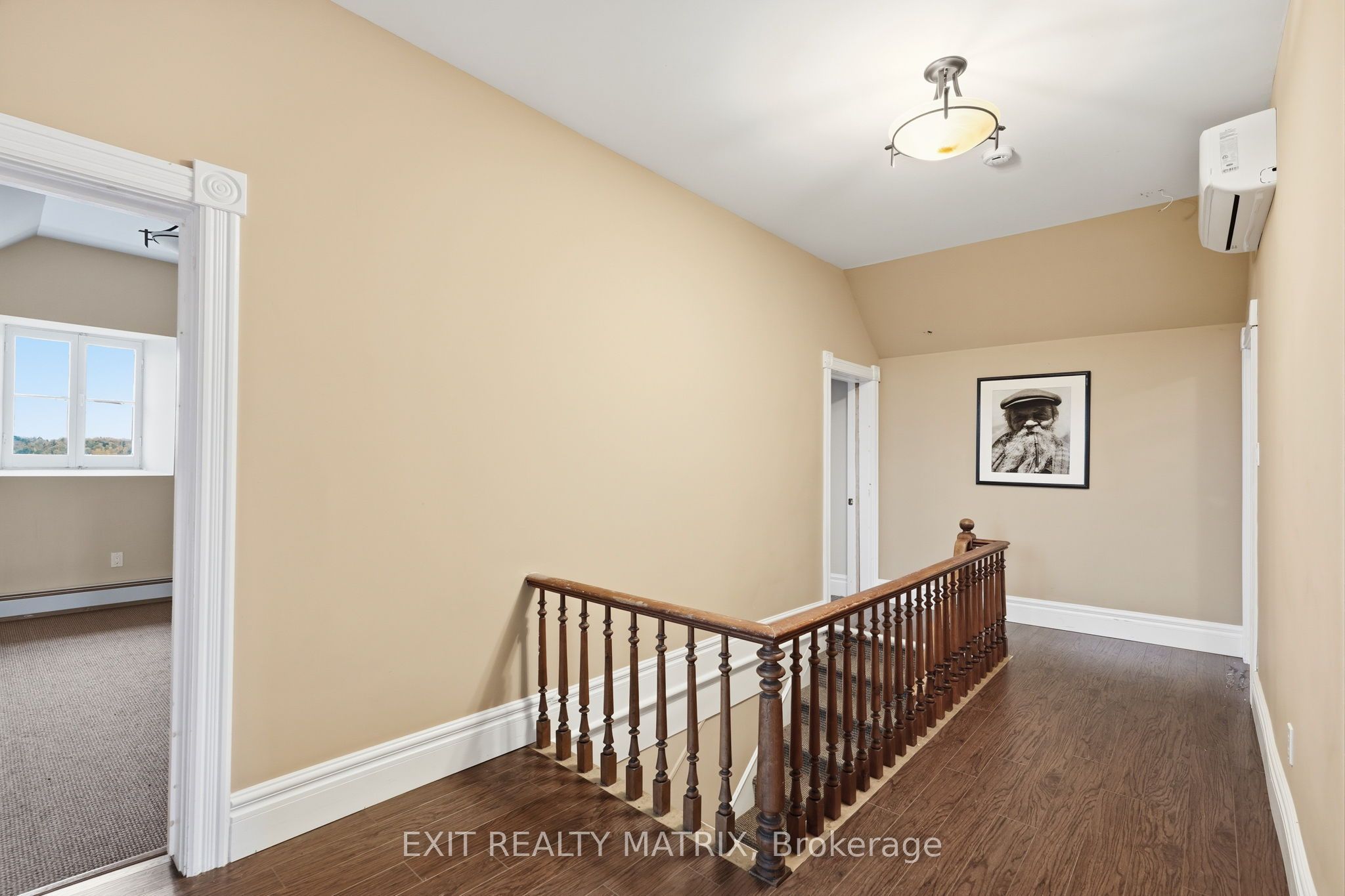 425 Water Street E Property Photo 28