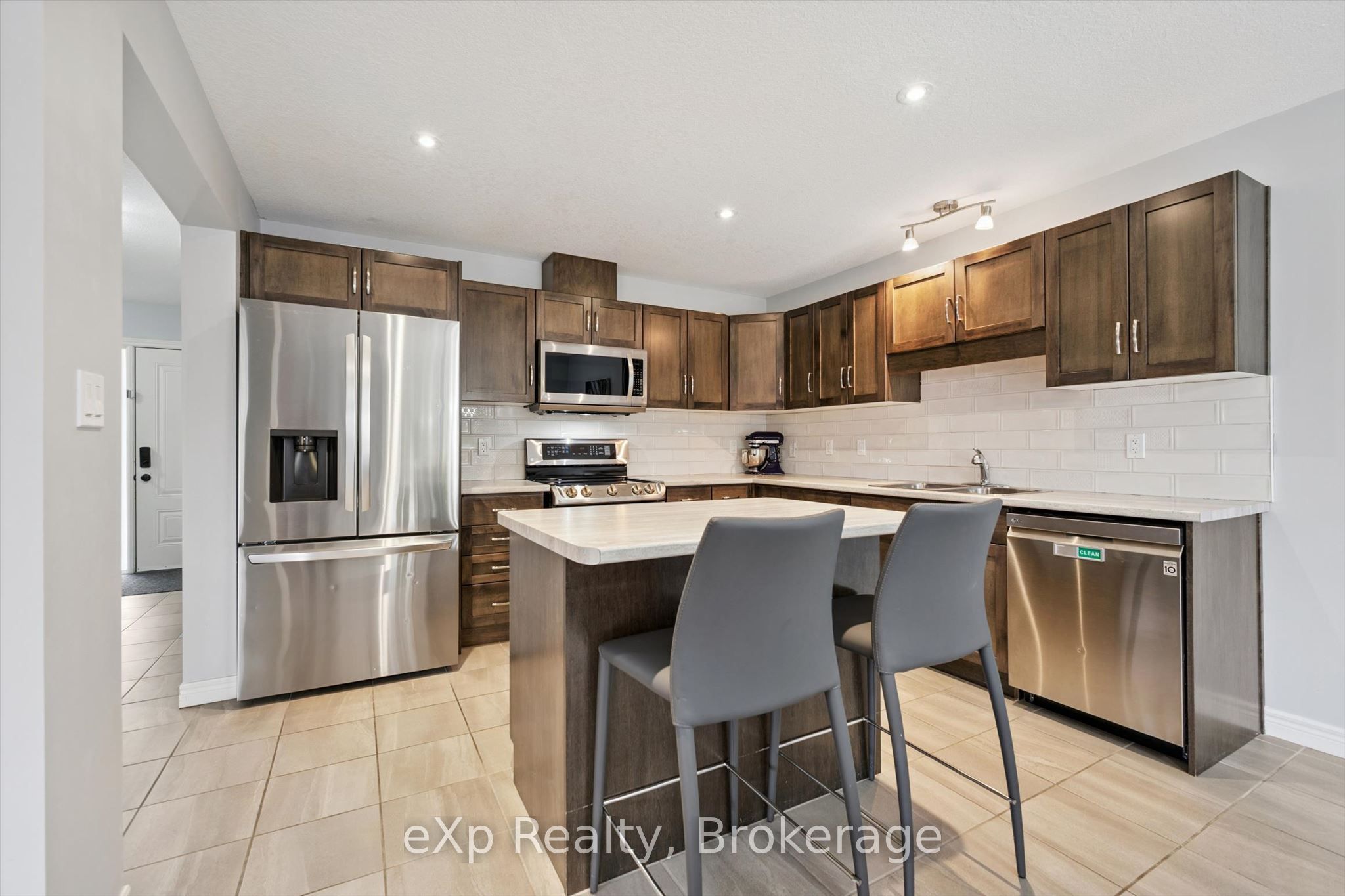 41 Stumpf Street Property Photo 9