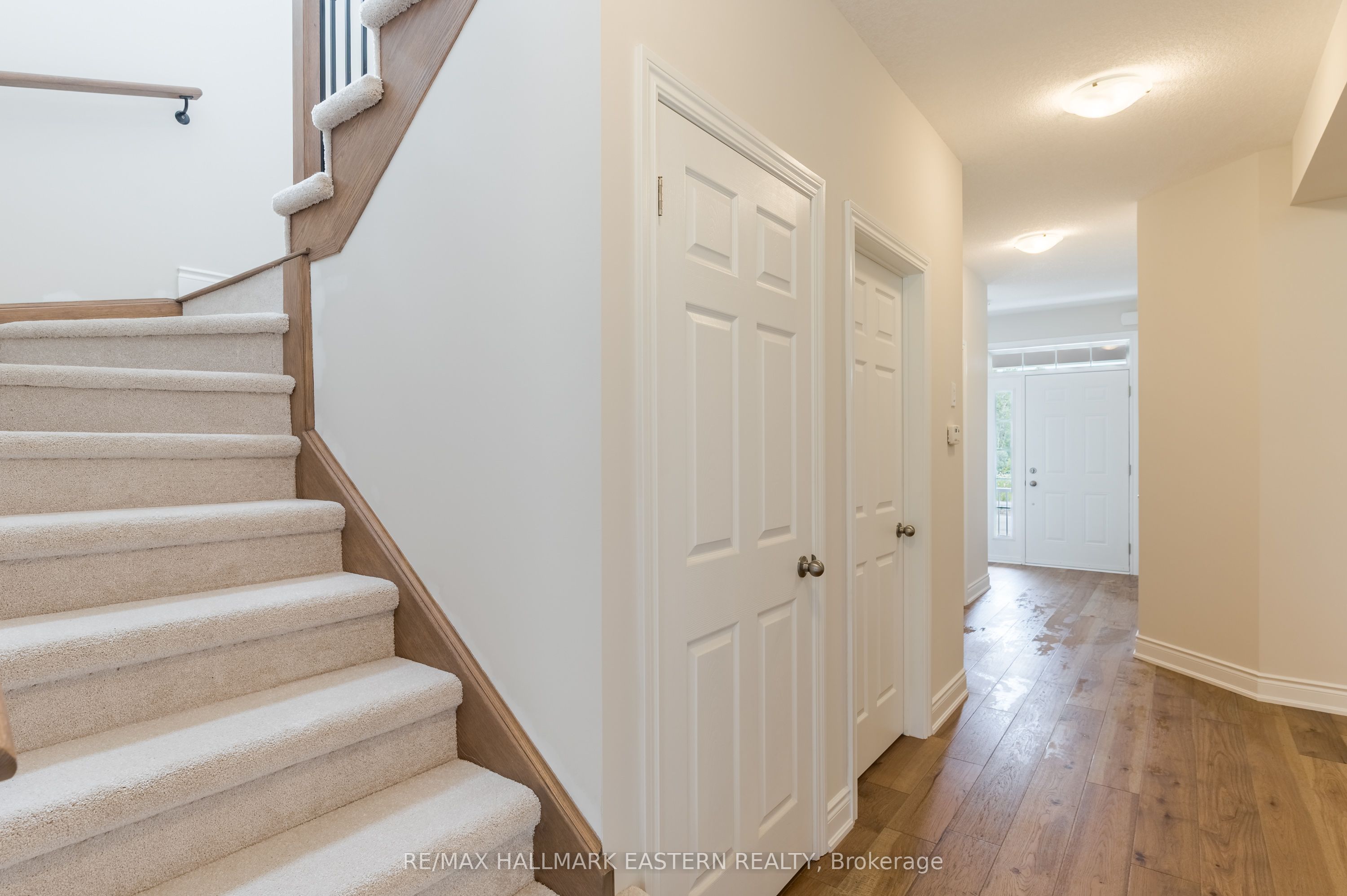 33 Coldbrook Drive Property Photo 17