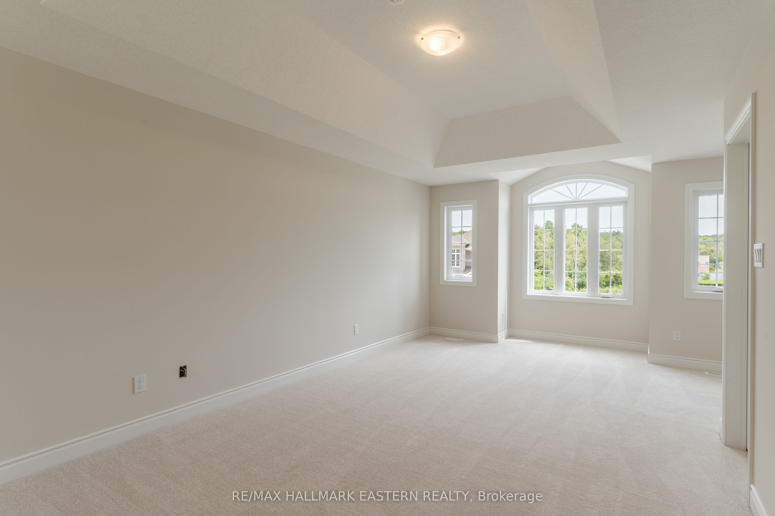 33 Coldbrook Drive Property Photo 20