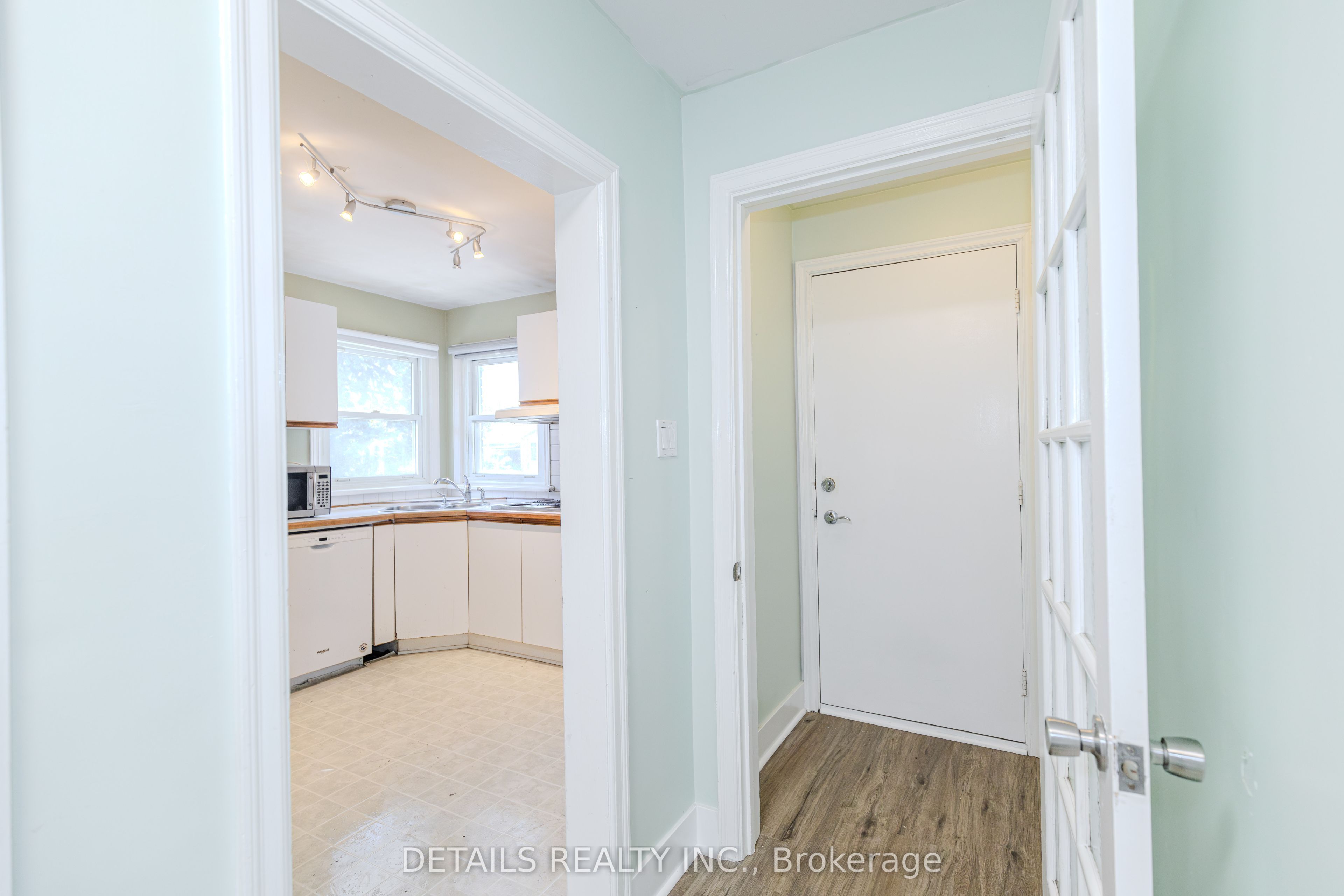 285 Columbus Avenue Property Photo 3