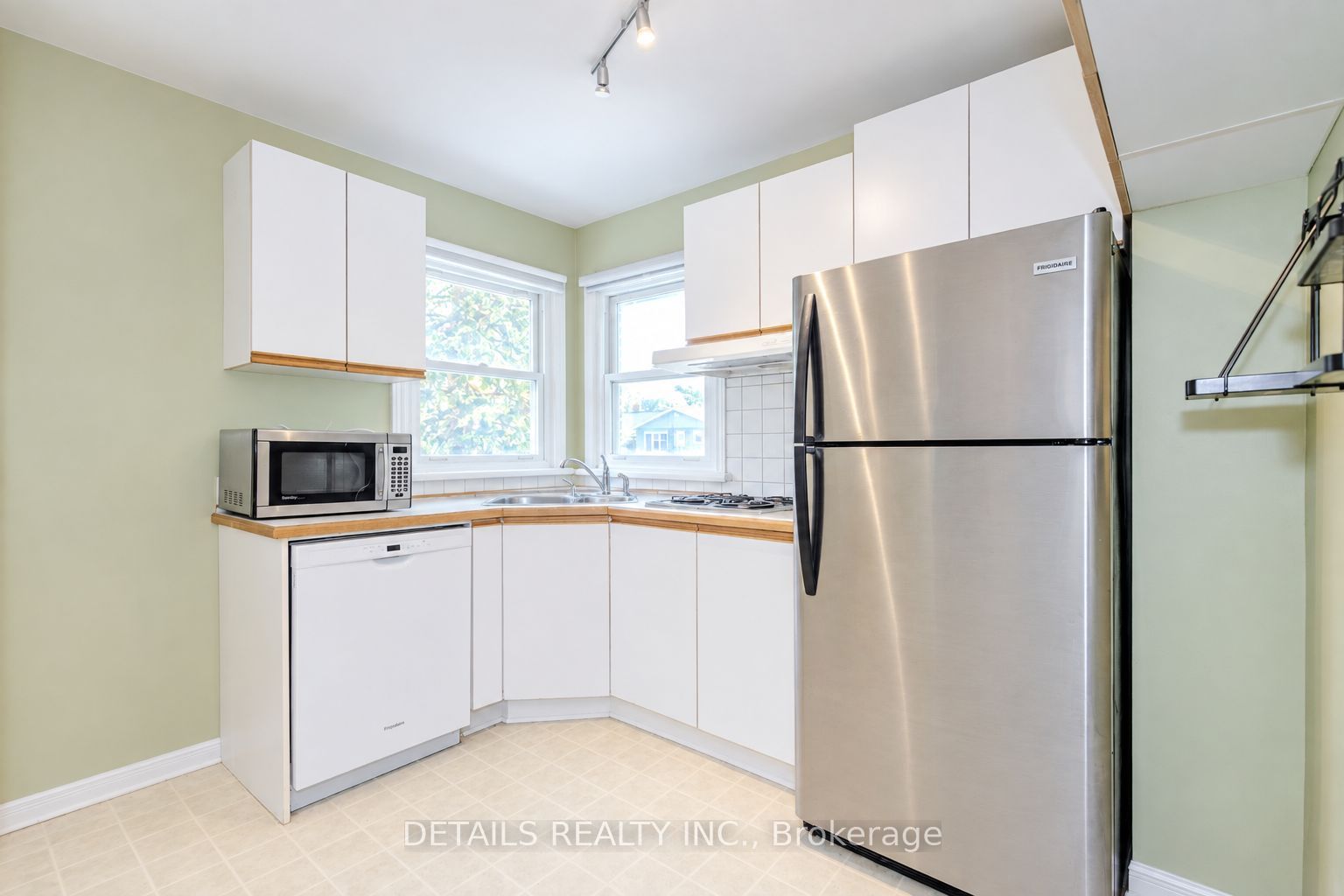 285 Columbus Avenue Property Photo 10