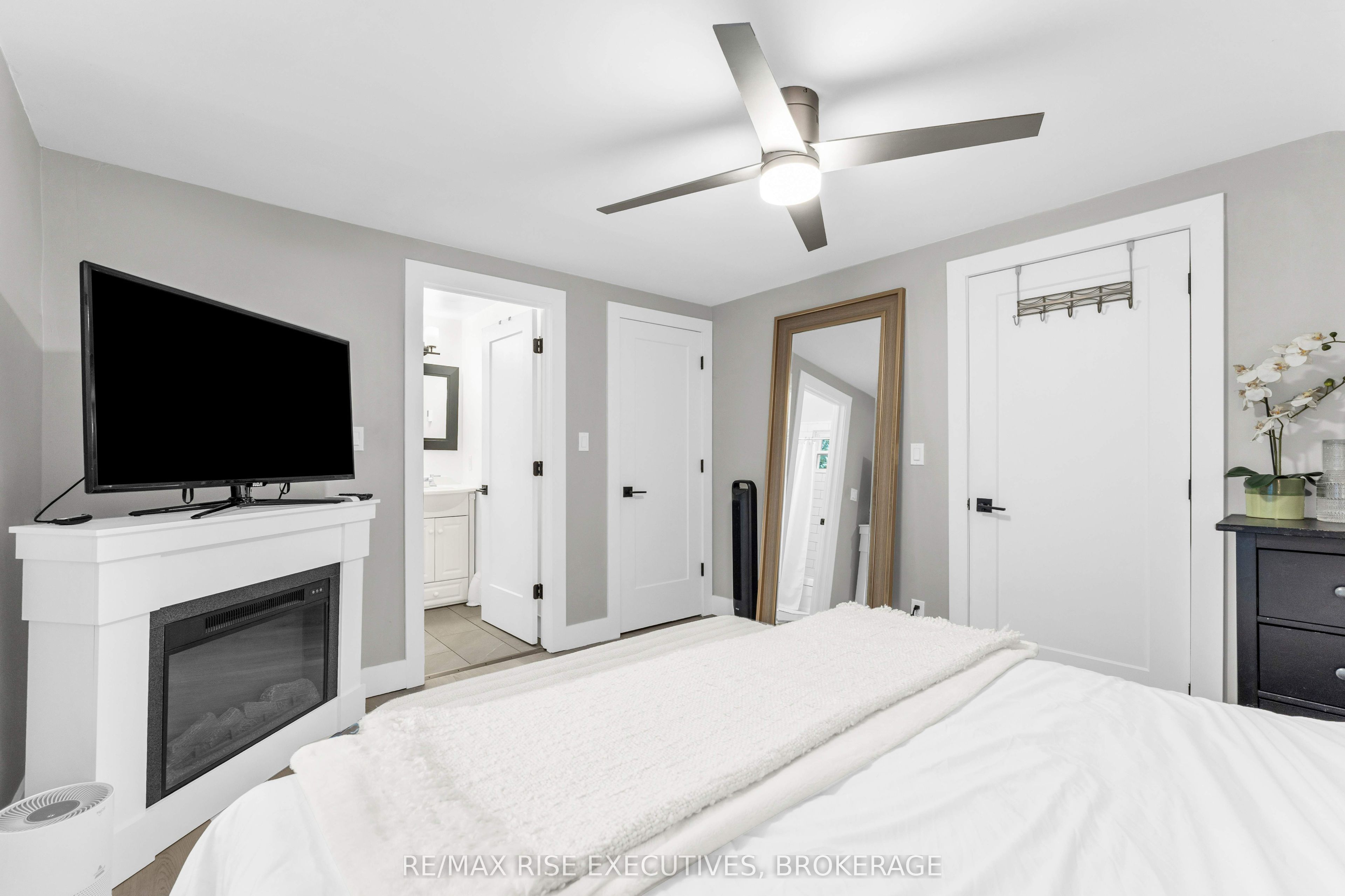 333 Palace Road Property Photo 17