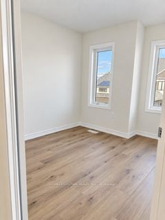 87 Watts Mews Property Photo 15