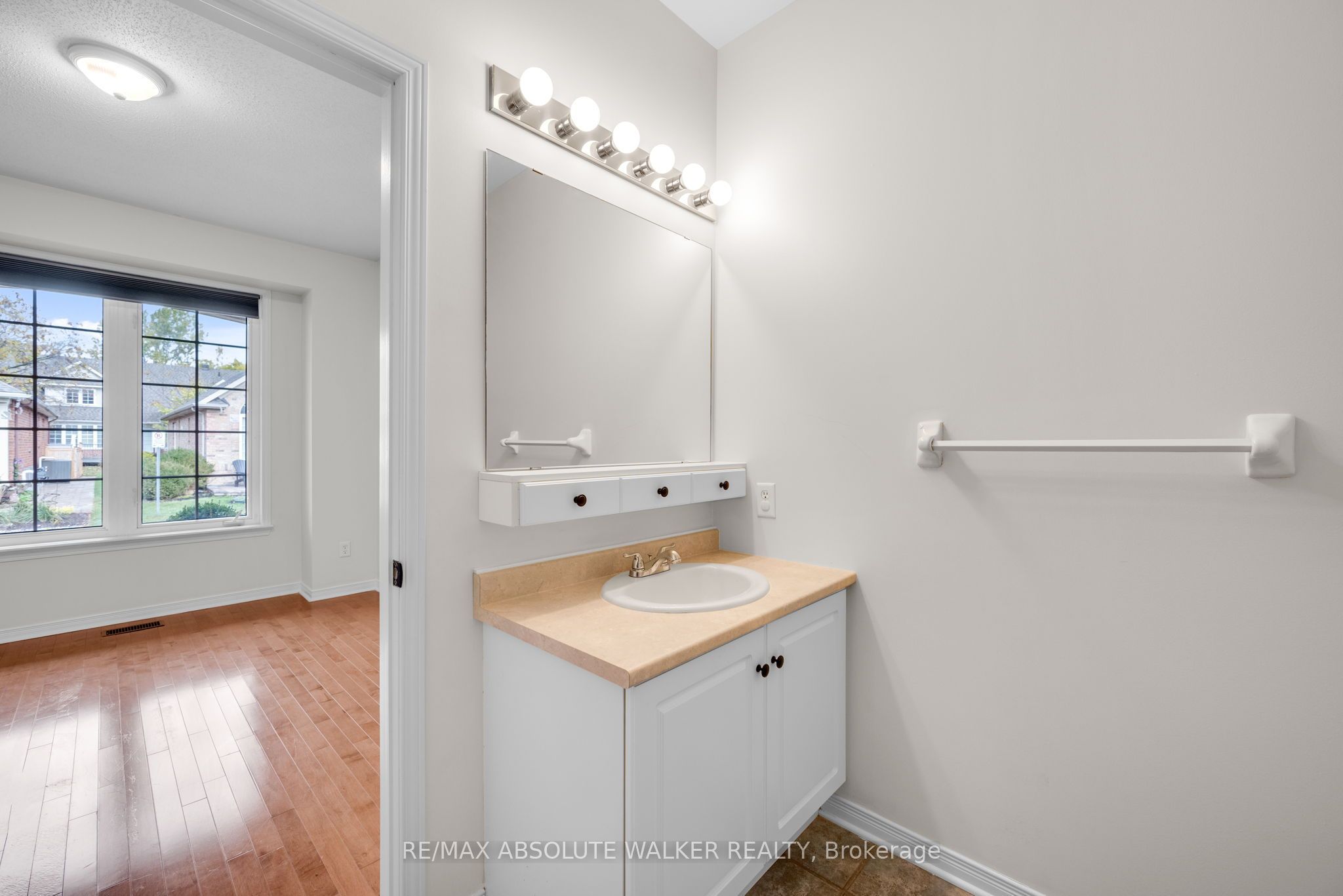 20 Sawchuk Terrace Property Photo 7