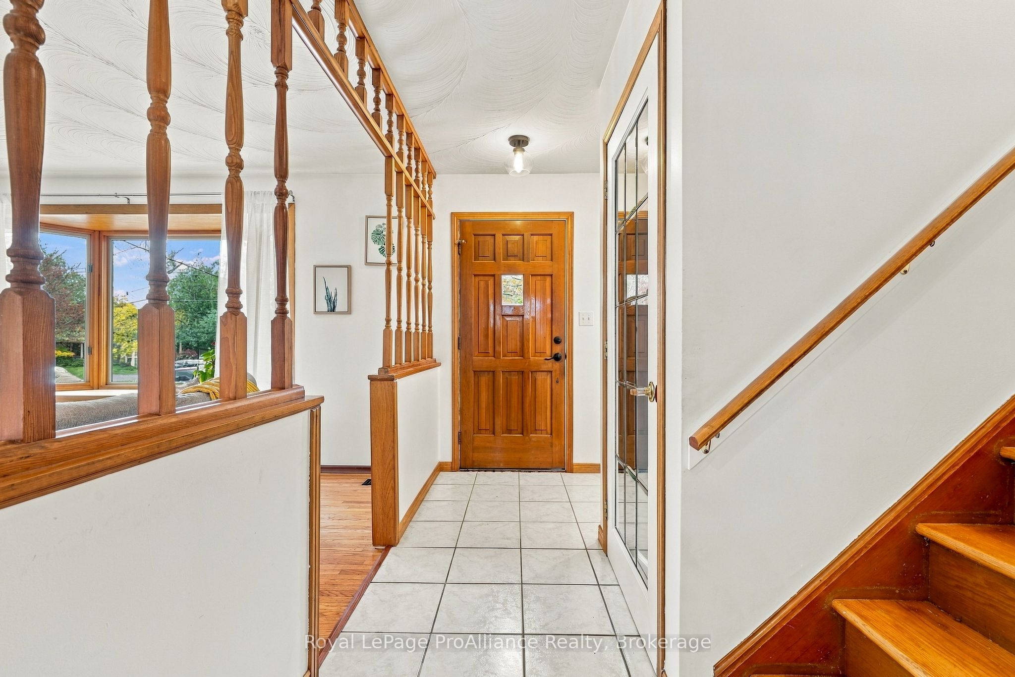 12 Thorncliffe Drive Property Photo 4