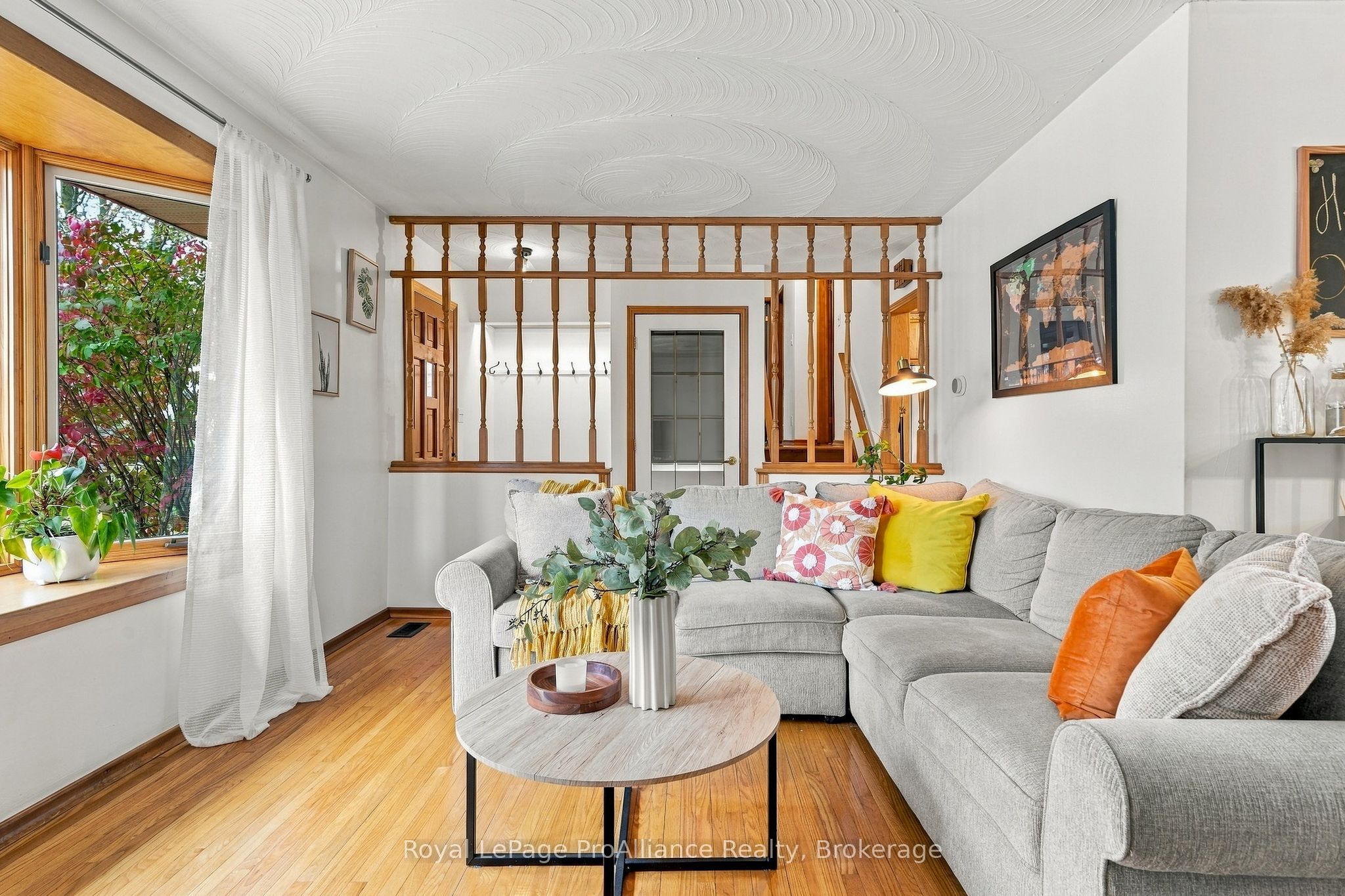 12 Thorncliffe Drive Property Photo 6