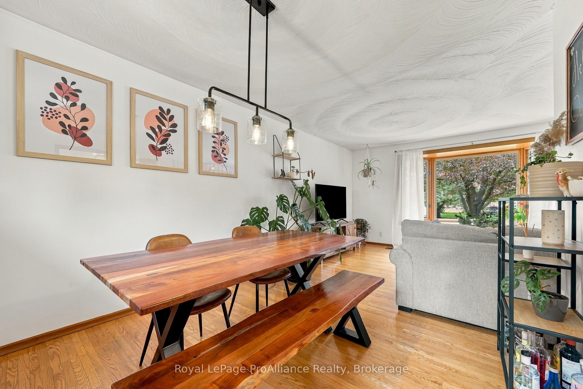 12 Thorncliffe Drive Property Photo 11