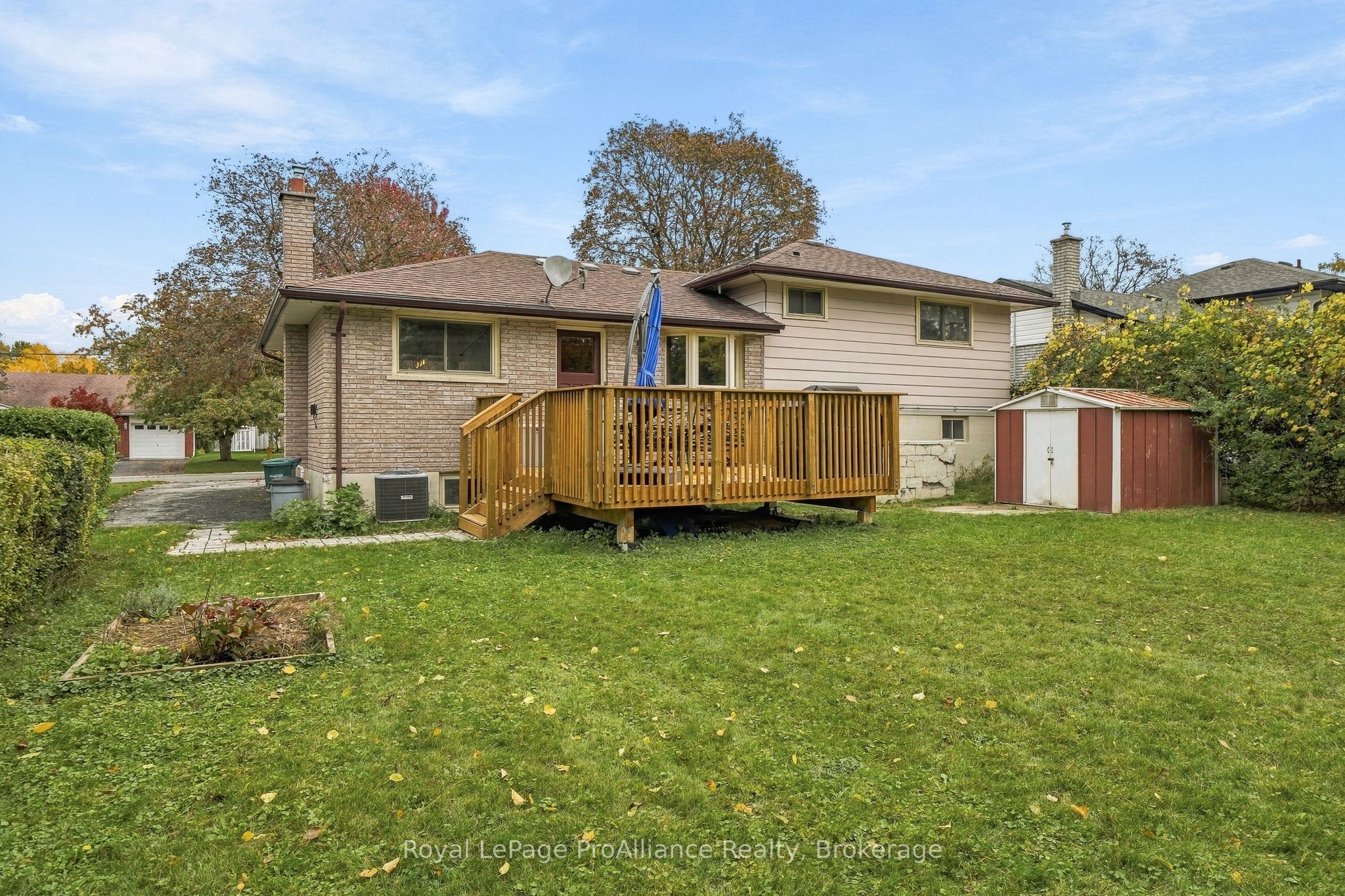 12 Thorncliffe Drive Property Photo 33
