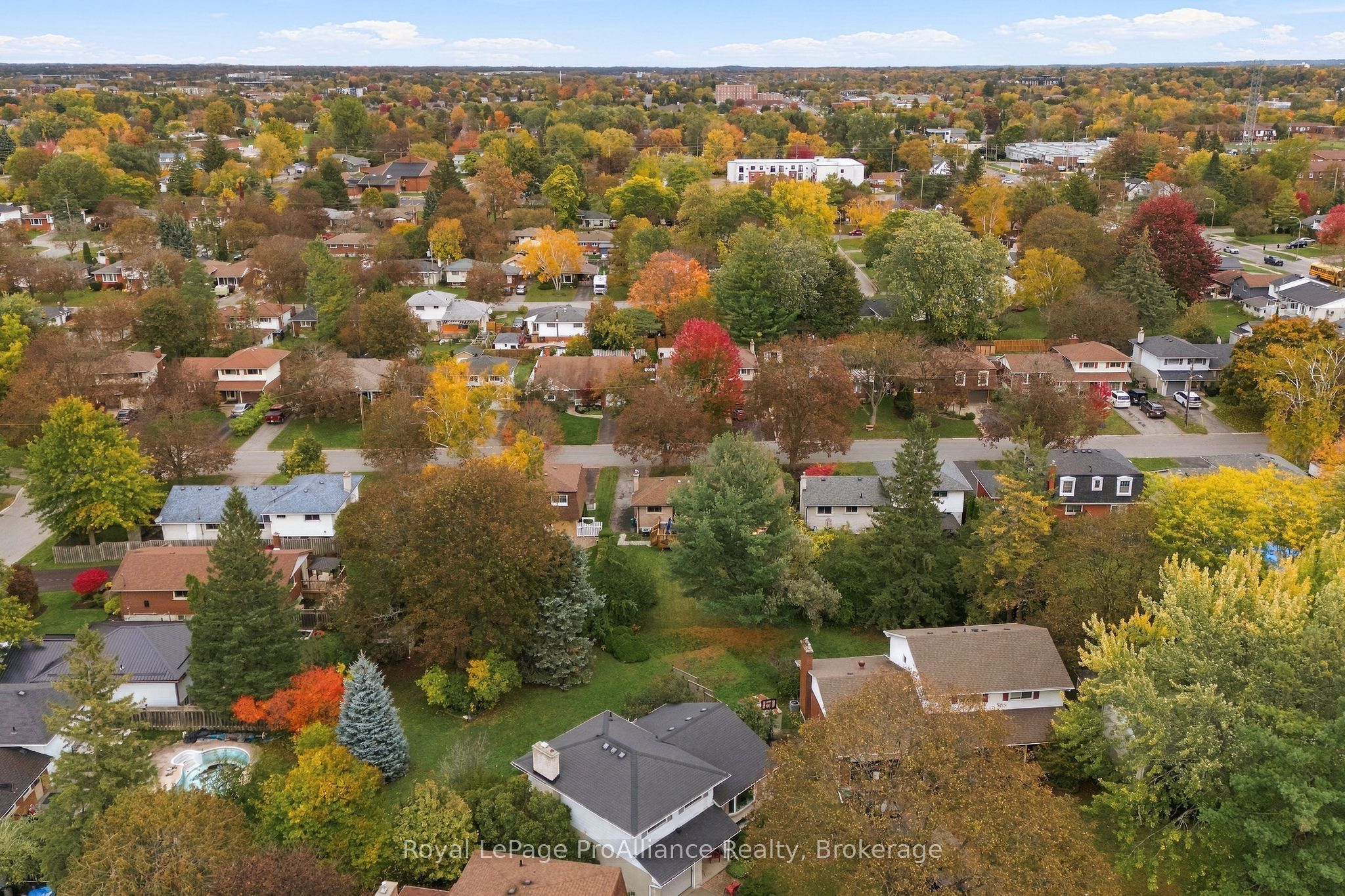 12 Thorncliffe Drive Property Photo 40