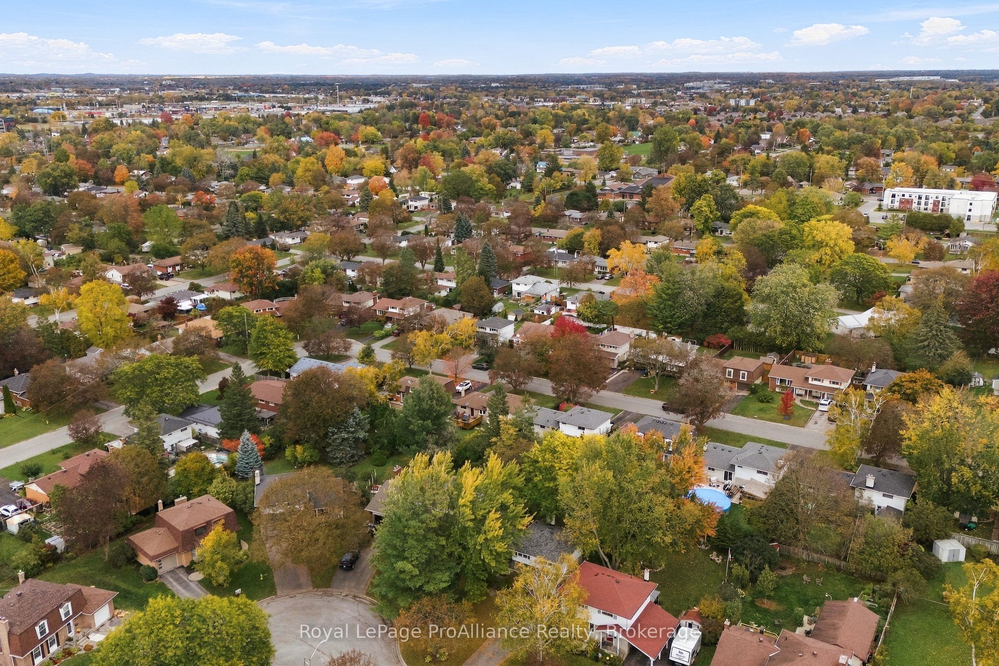 12 Thorncliffe Drive Property Photo 41